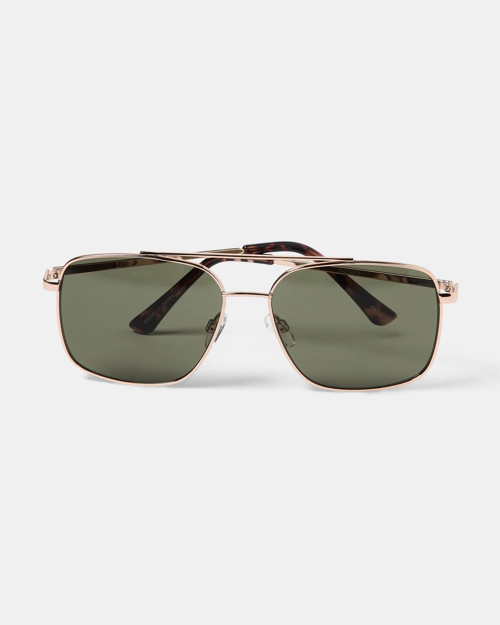 4 Gold Tone Metal Aviator Sunglasses Gold, 4 of 5