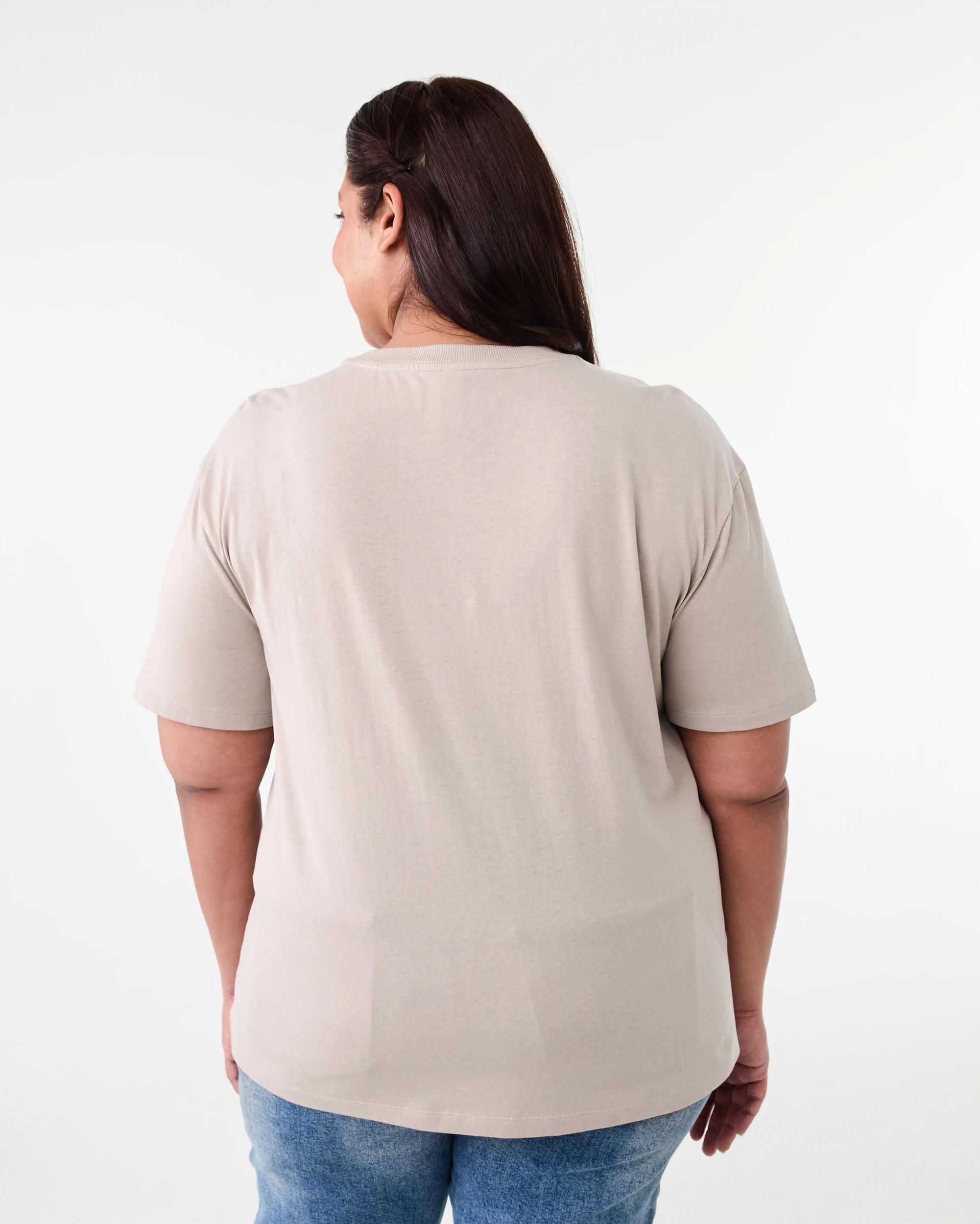 3 Curve Short Sleeve Boyfriend T-shirt Malibu, 3 of 5