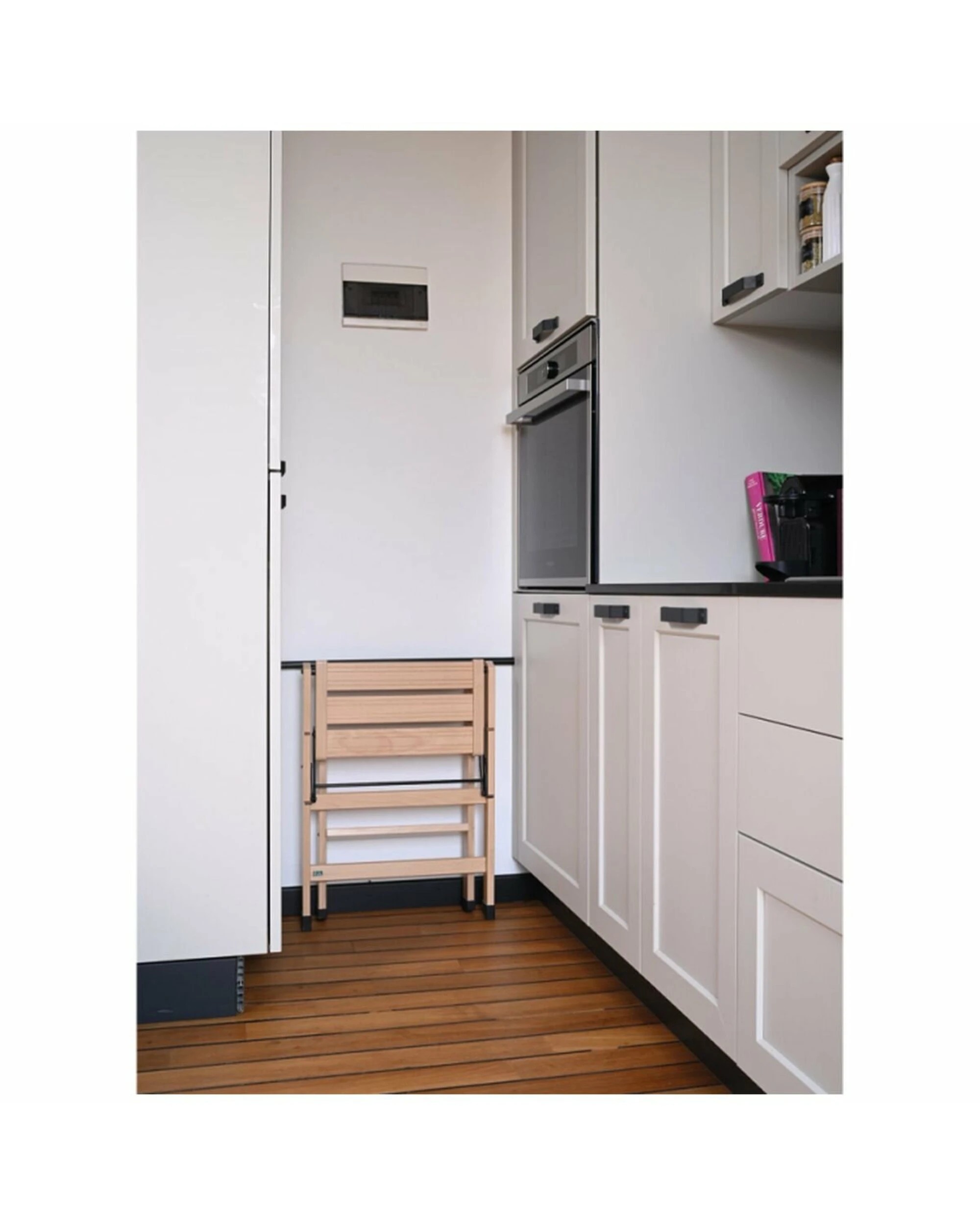 4 Foppapedretti Tialzo Step Ladder Natural Beechwood, 4 of 4