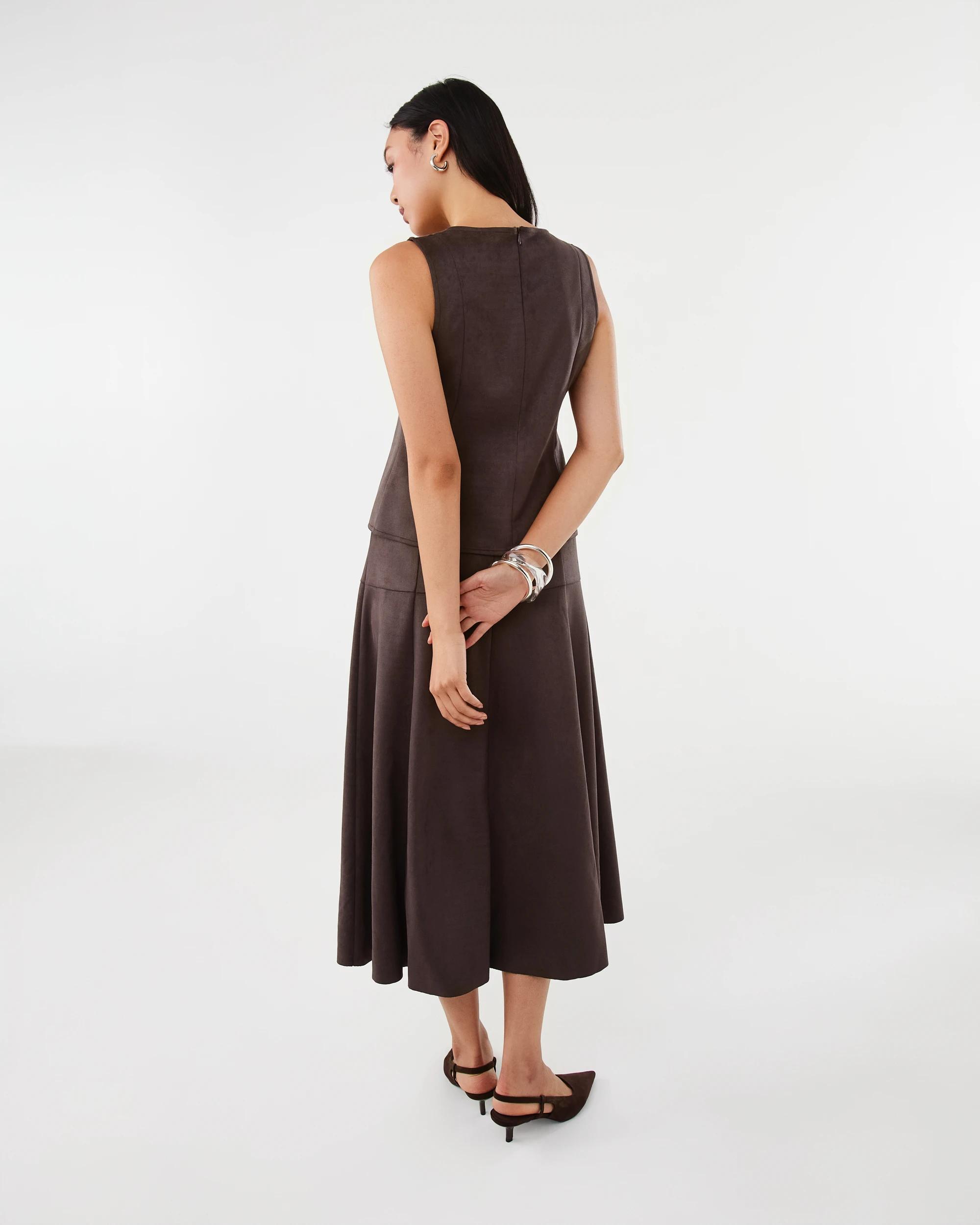 4 Sleeveless Suedette Top Choc Plum, 4 of 7