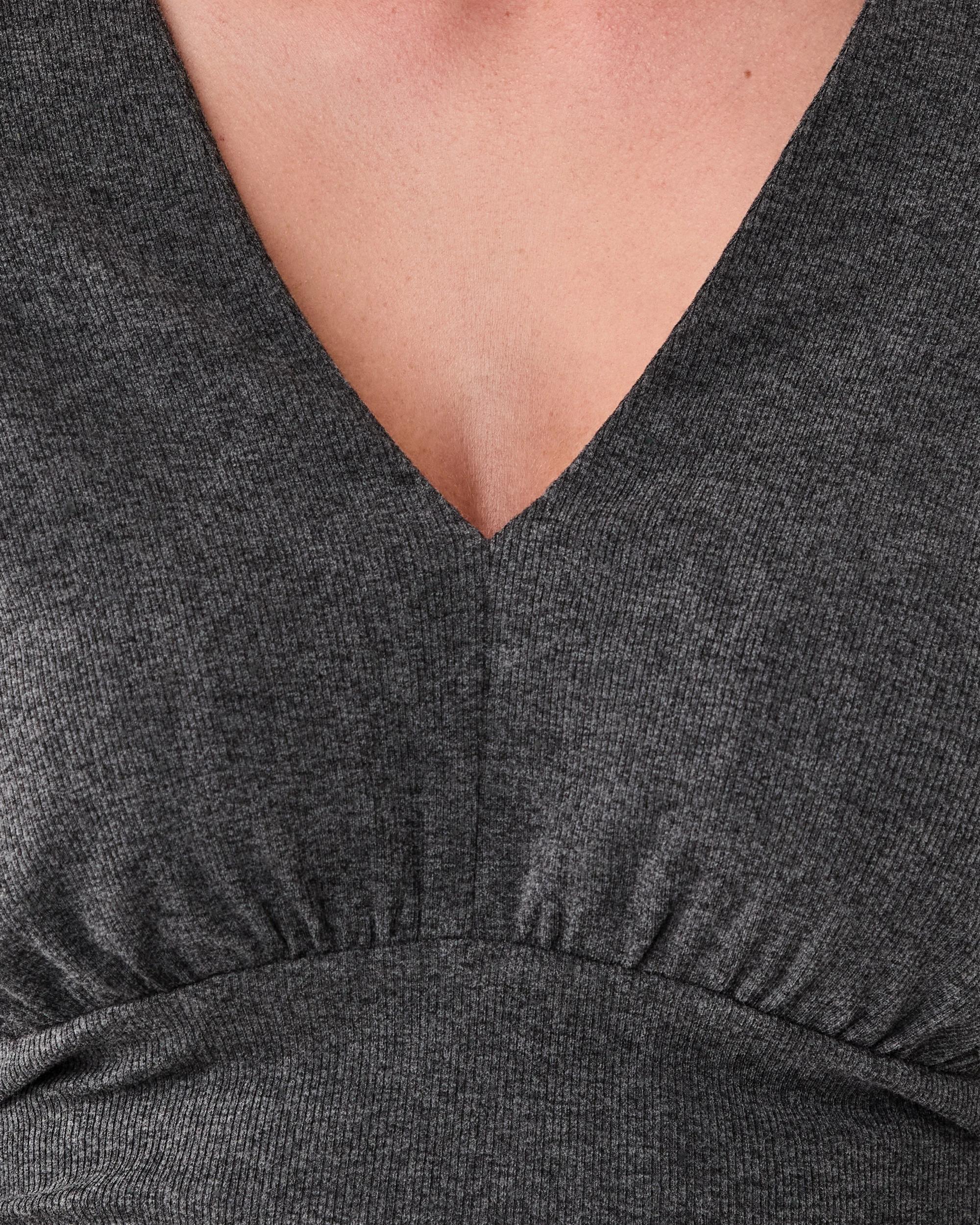 5 Long Sleeve V-Neck Ruched Top Gry Chmrle, 5 of 6