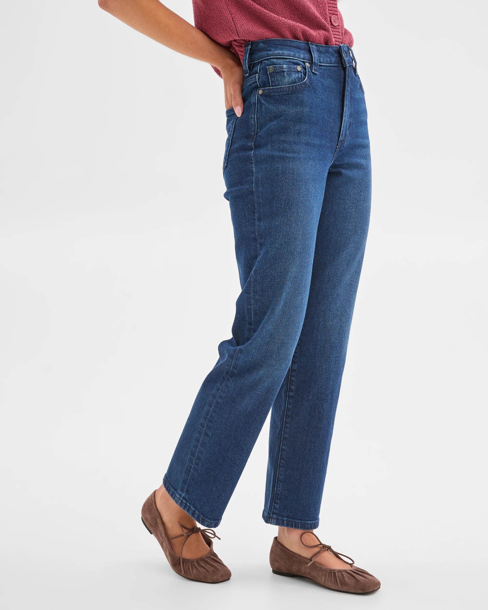 3 Target Petites Bella Straight Leg Denim Jeans MOONLIGHT, 3 of 6