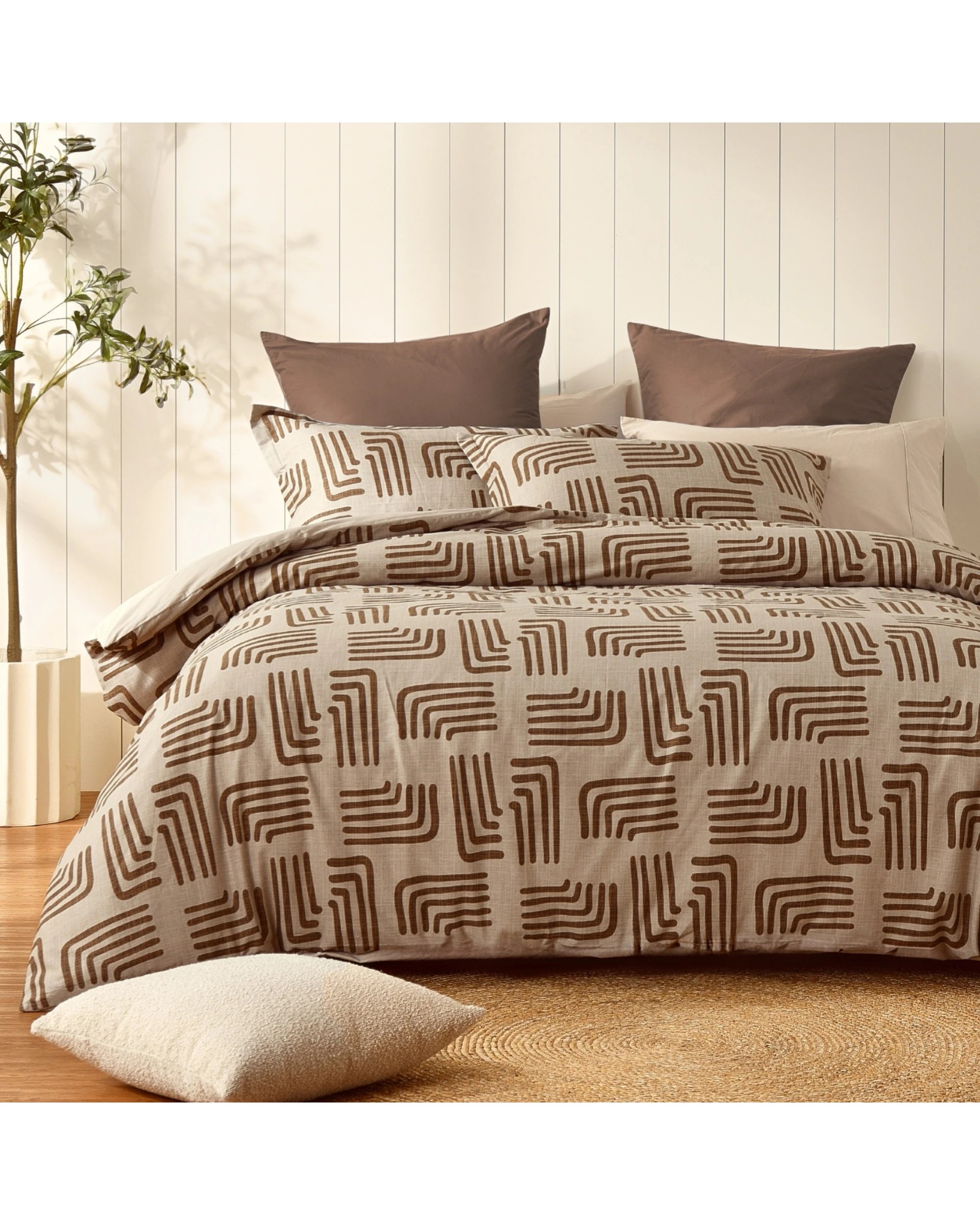 1 Dreamaker Kaya 100% Cotton Reversible Quilt Cover Set - Double Bed - Beige, 1 of 8