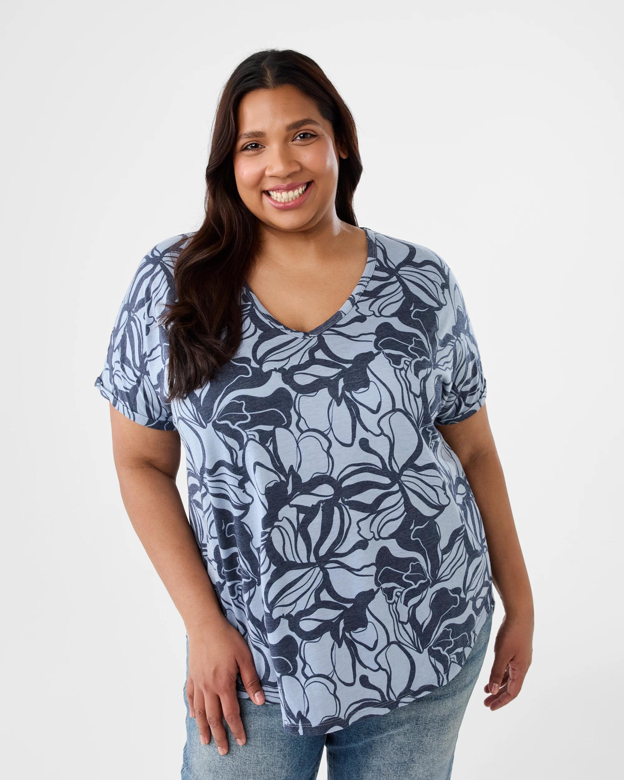 1 Curve Short Sleeve Print V-Neck T-shirt Abst Flrl, 1 of 5