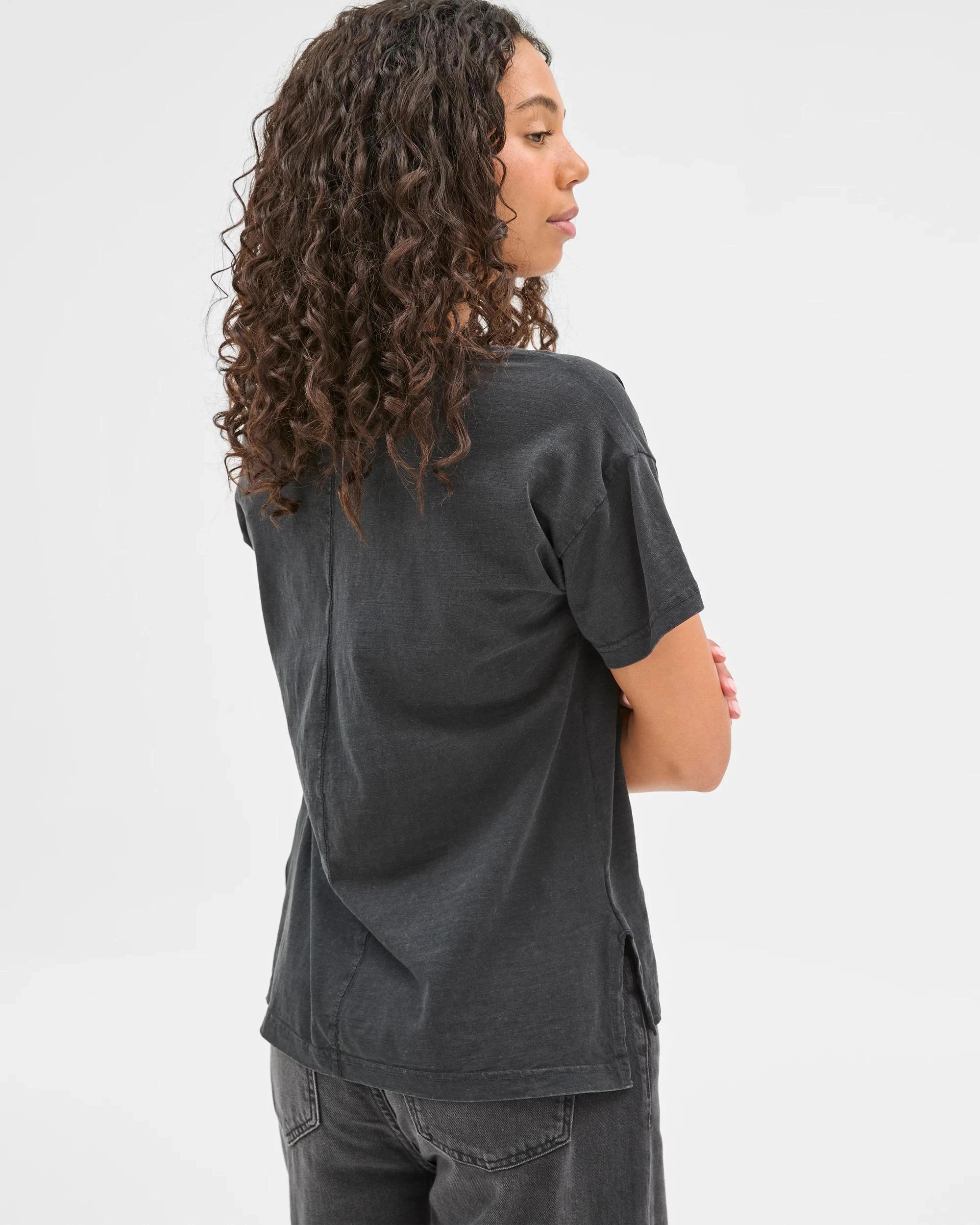 4 Target Australian Cotton Relaxed Slub V-Neck T-Shirt WASHED BLACK, 4 of 6