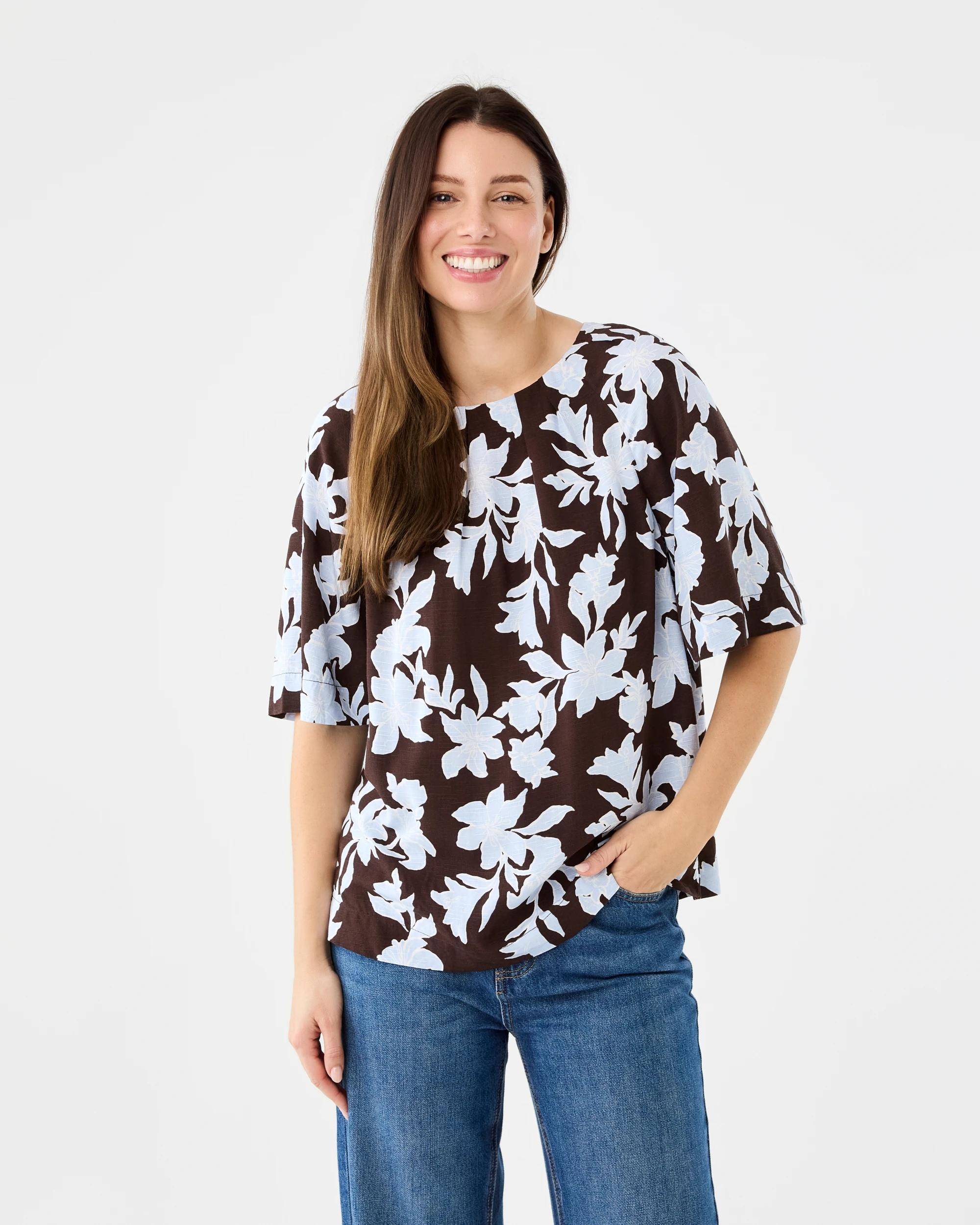 1 Short Sleeve Tuck Top Sketch Frl, 1 of 7