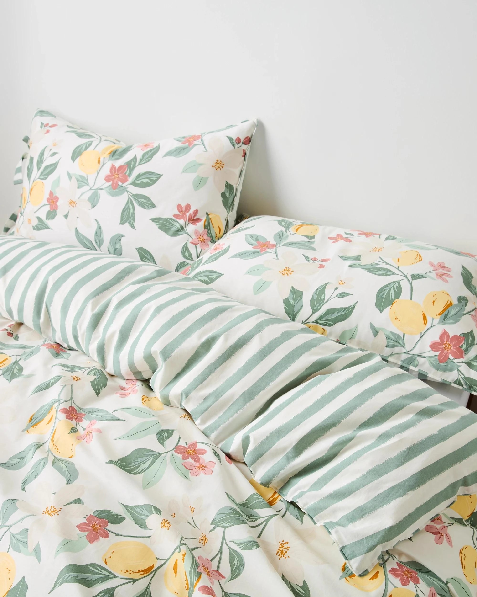 2 Target Lucia Lemon Floral Australian Cotton Quilt Cover Set - Queen Bed - Yellow, 2 of 3
