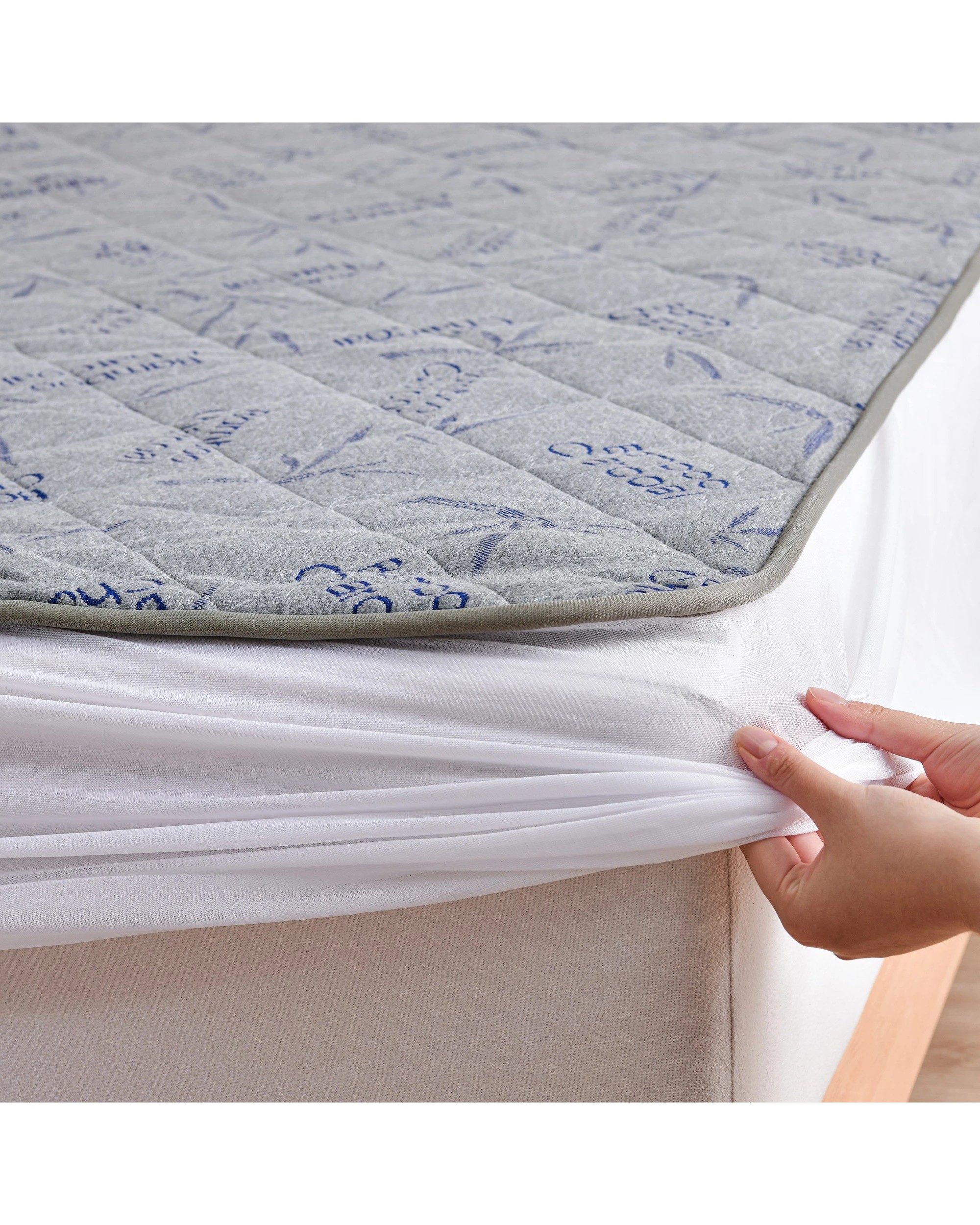 4 Dreamaker Bamboo Charcoal Quilted Electric Blanket - King Bed - Grey, 4 of 7