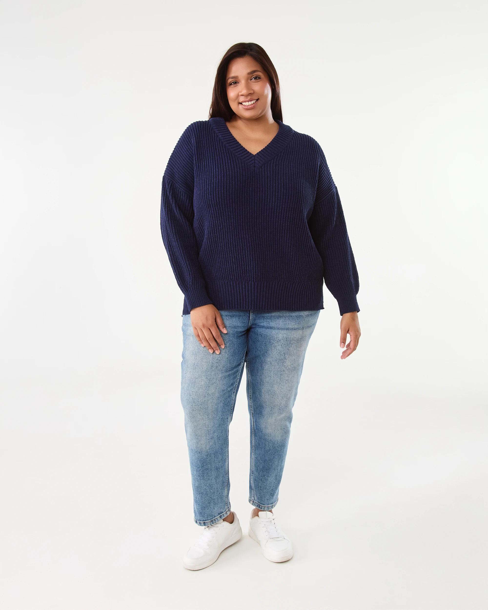 7 Curve Long Sleeve V-neck Chenille Jumper Blu Pcoat, 7 of 7