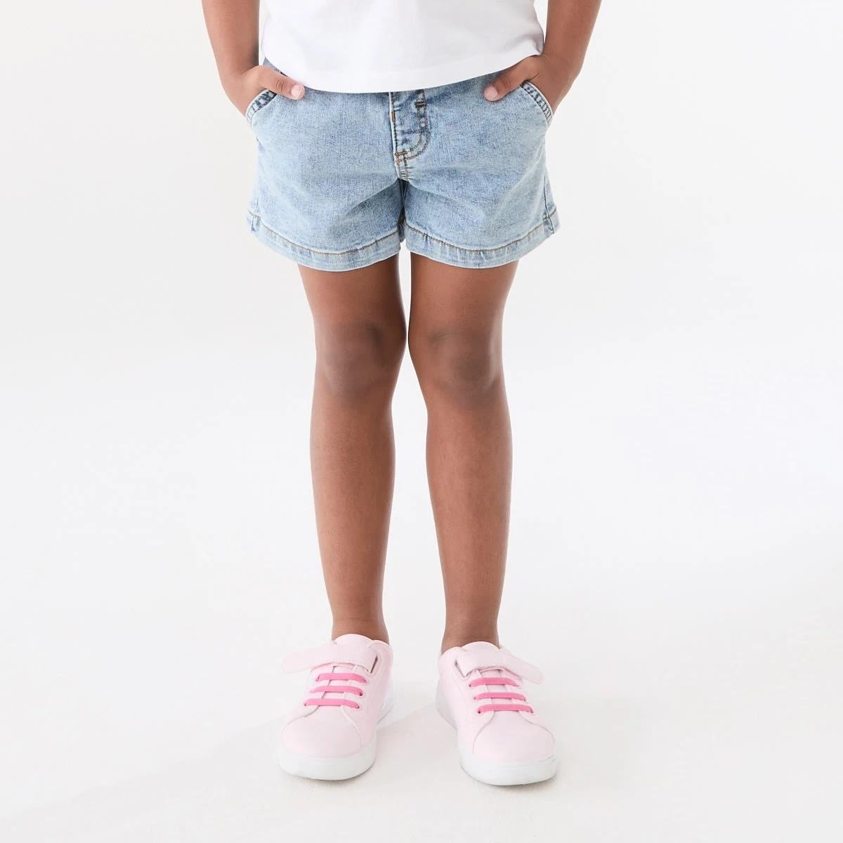 1 Denim Shorts LIGHT WASH, 1 of 6