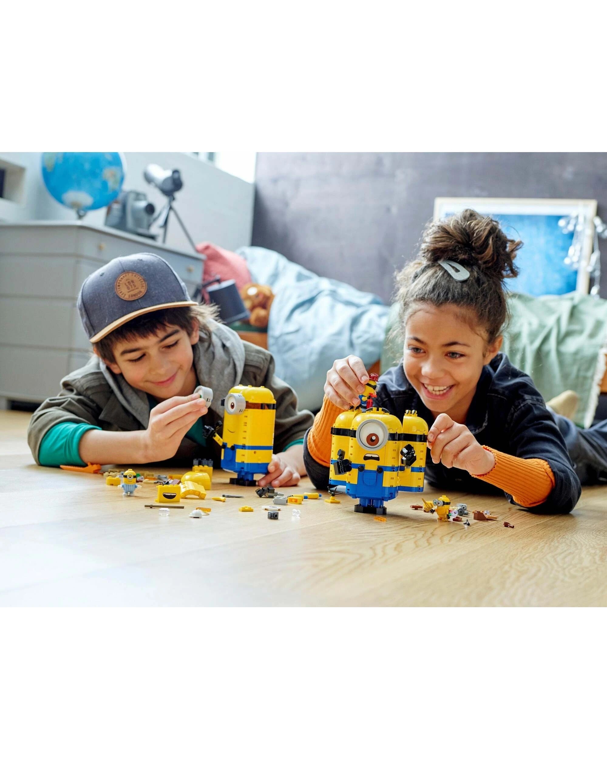 2 LEGO 75551 Buildable Minion Figures & Lair Playset, 2 of 5