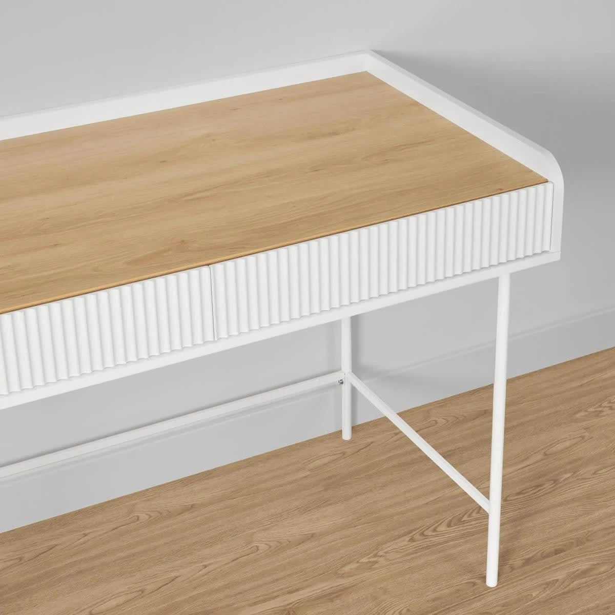 5 Alma Desk, 5 of 8