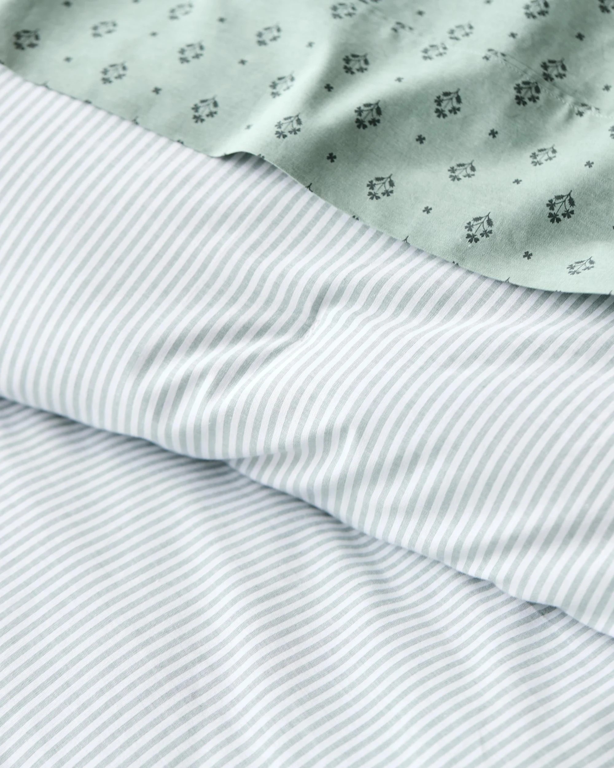 5 Target Hampton Comforter Set - Queen Bed - Green, 5 of 10