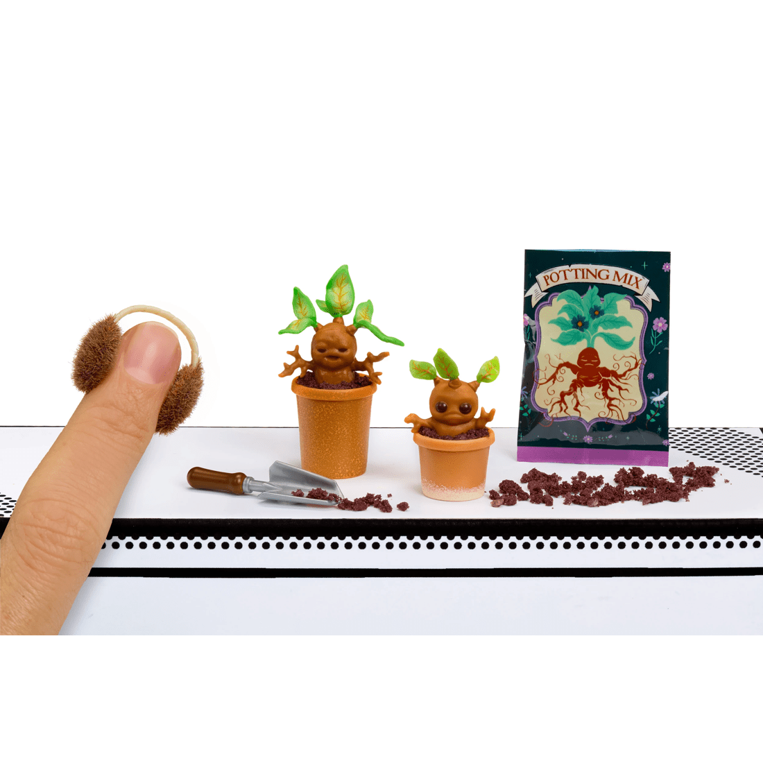 8 MGA's Miniverse: Make It Mini Harry Potter Back to Hogwarts - Assorted, 8 of 10