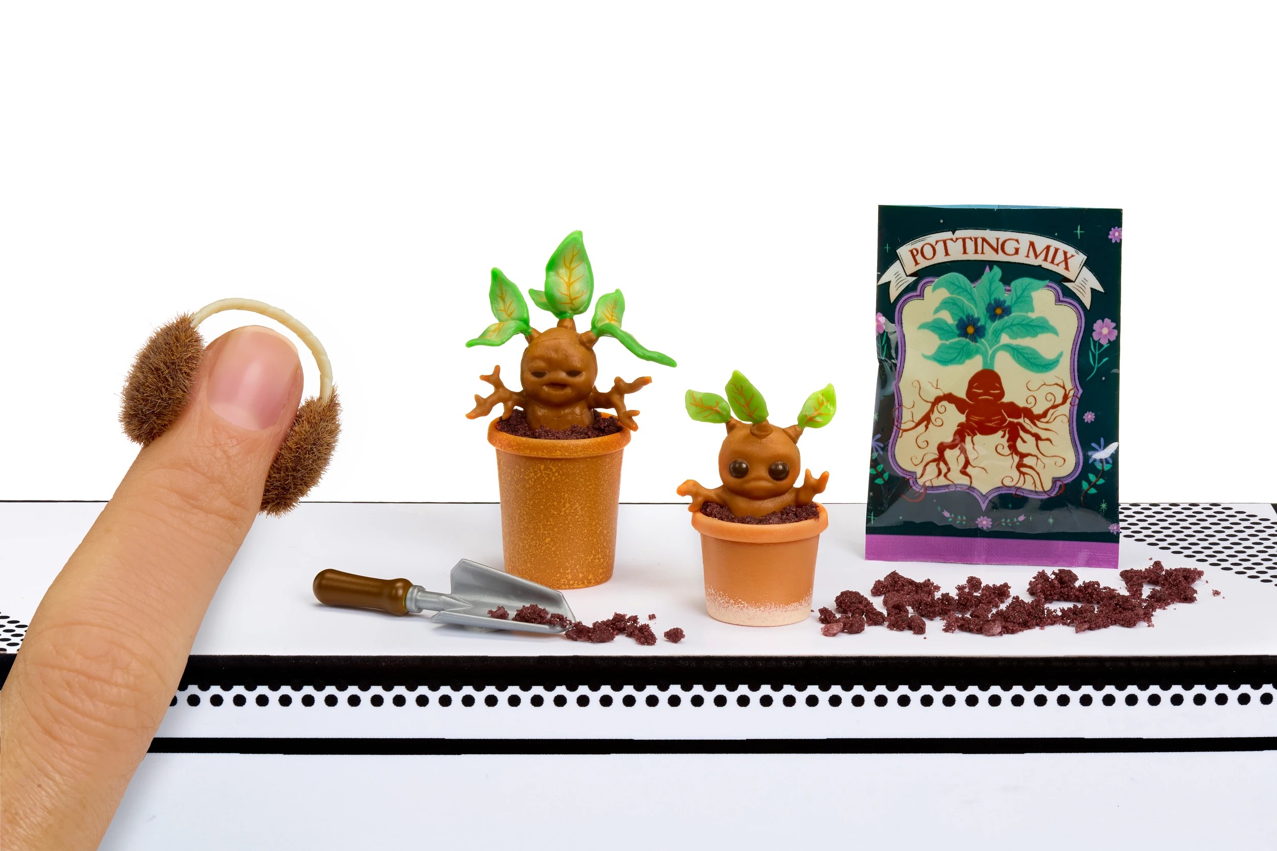 8 MGA's Miniverse: Make It Mini Harry Potter Back to Hogwarts - Assorted, 8 of 10