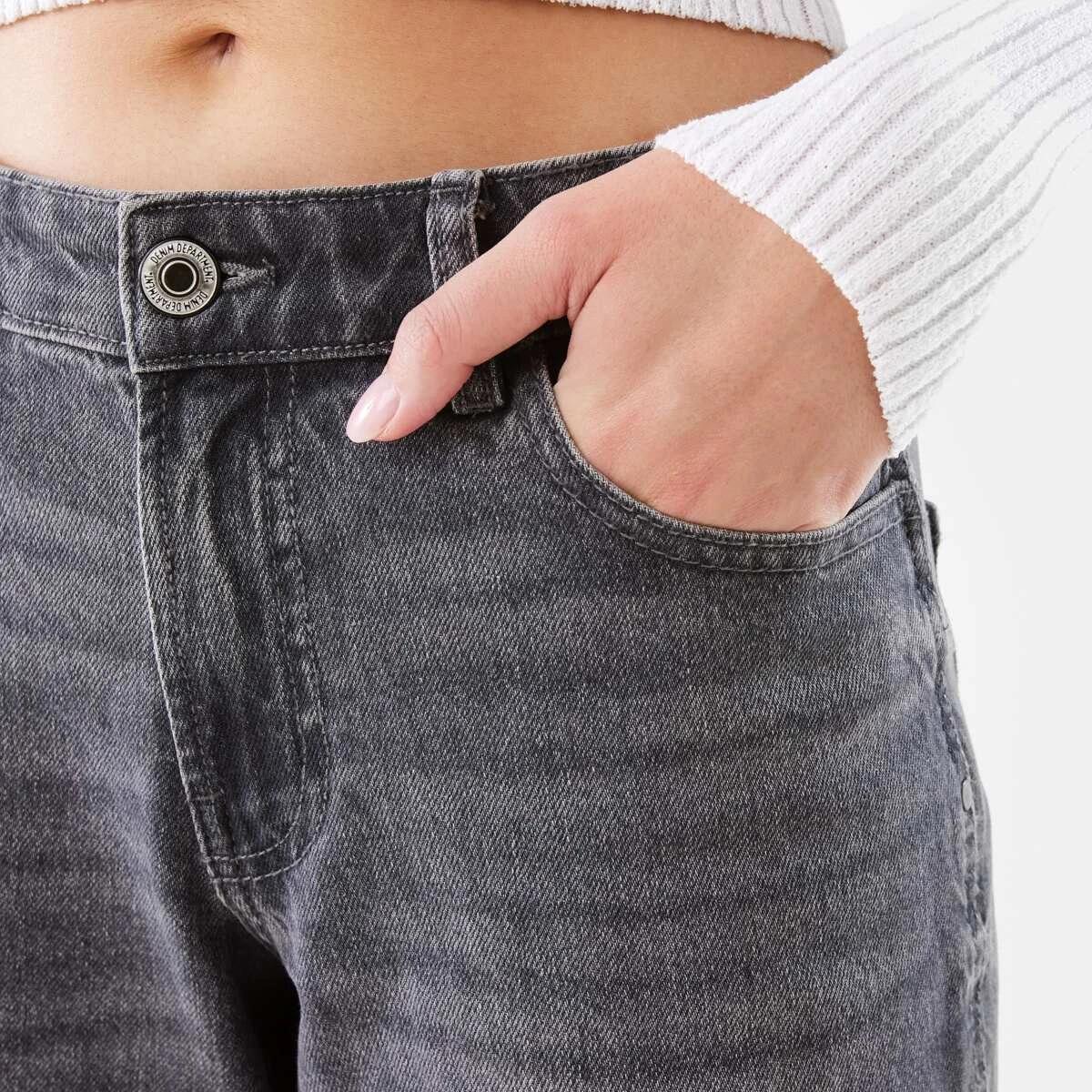 8 Straight Leg Stud Jeans Grey Wash, 8 of 9