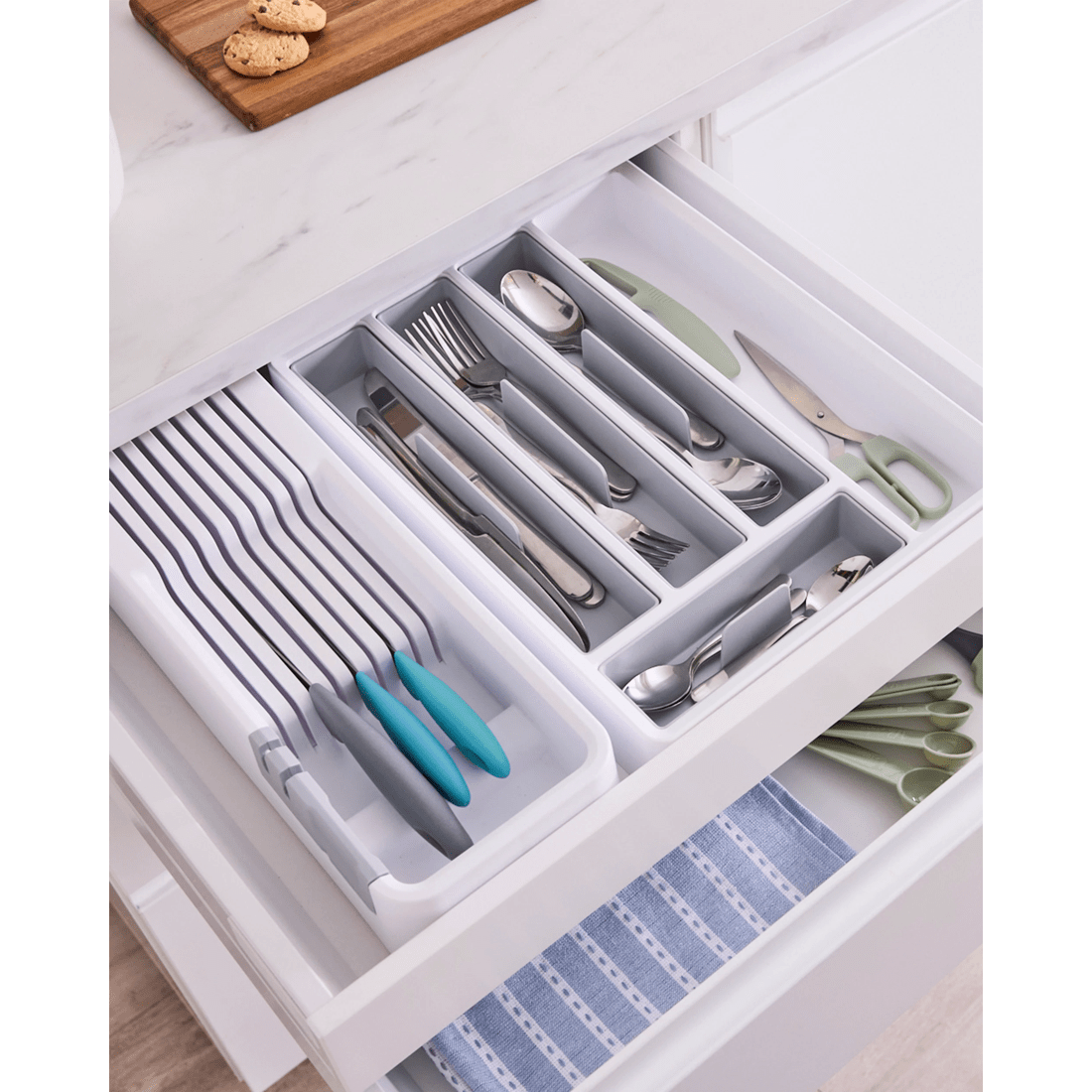 7 Cutlery In Drawer Organiser, 7 of 9