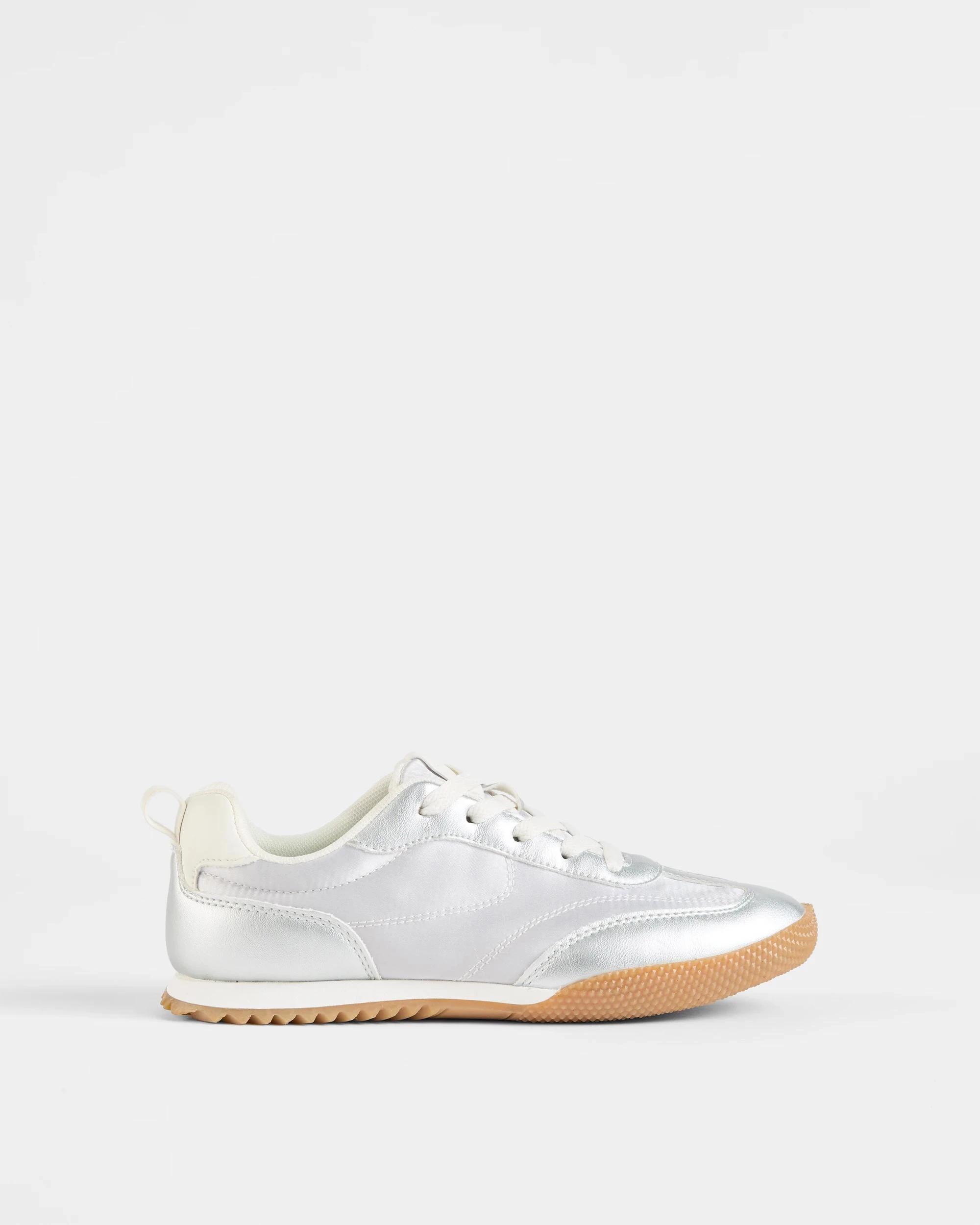 1 Target Youth Girls Youth Sleek Profile Sneaker SILVER, 1 of 3