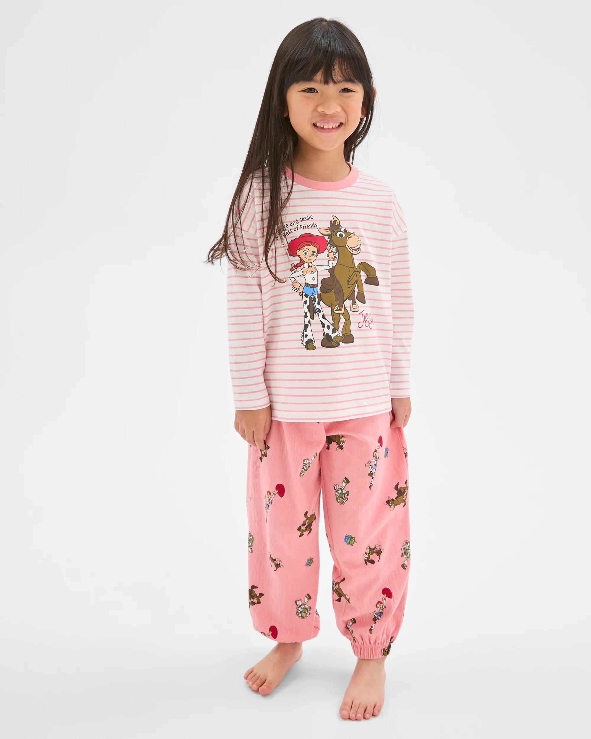 1 Disney Toy Story Organic Cotton Younger Girl Pyjama Set JESSIE, 1 of 7