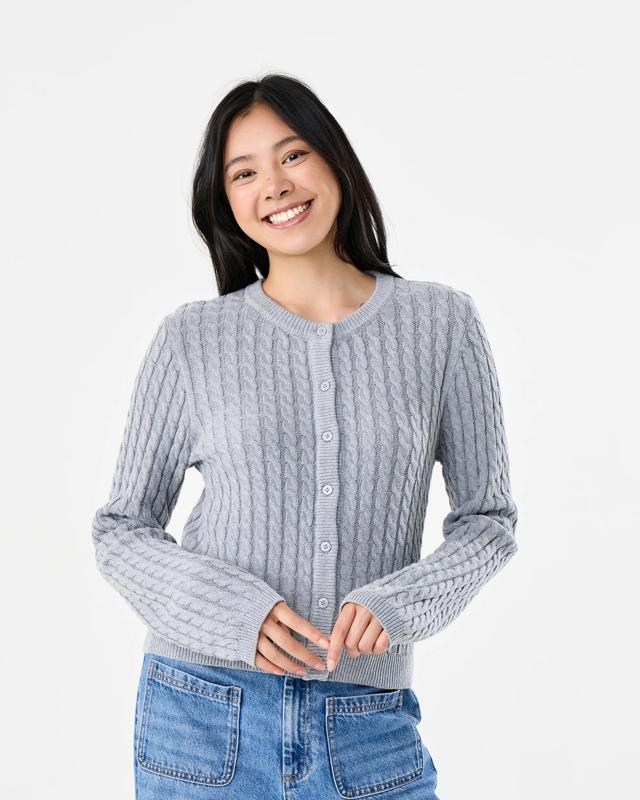 Long Sleeve Lightweight Cable Card