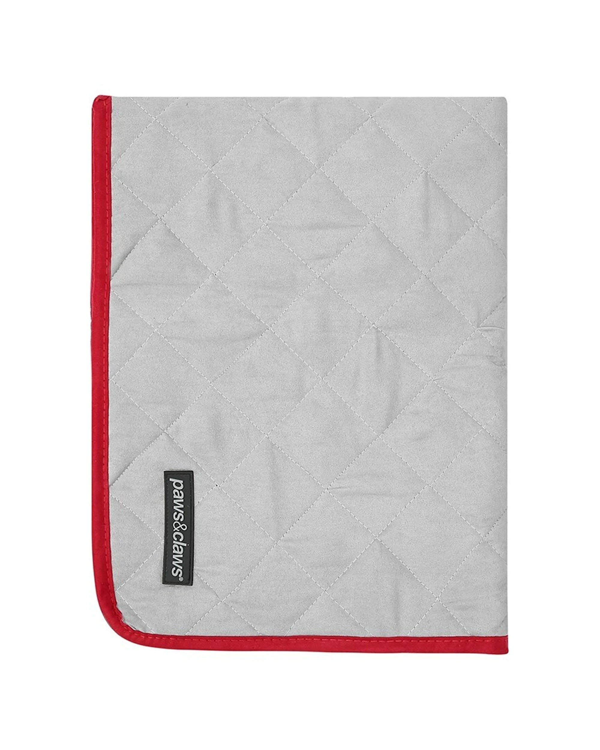 3 Paws And Claws Self Warming Thermal Insulated Dog Pet Blanket Charcoal 80x60cm - Grey, 3 of 6