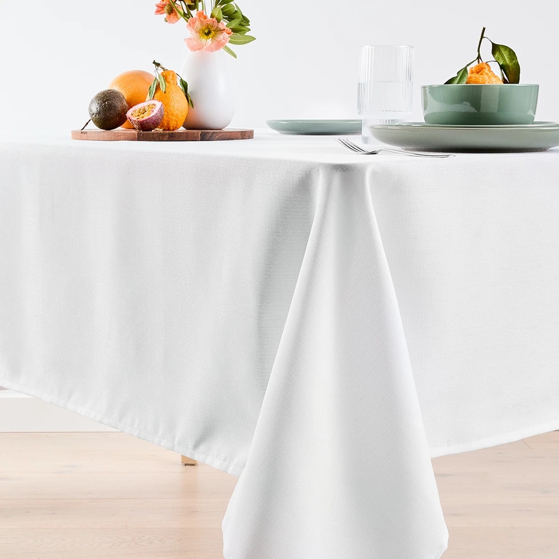 1 White Tablecloth, 1 of 4