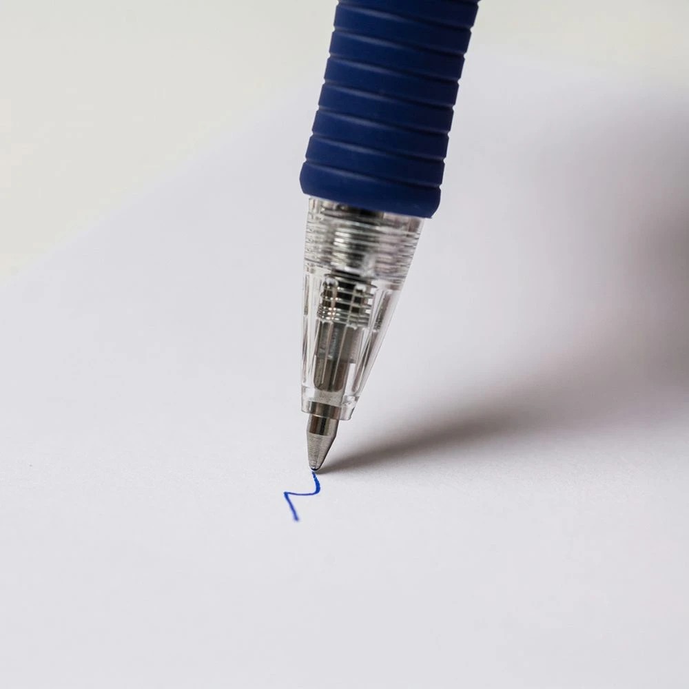 5 PILOT SuperGrip Retractable Ballpoint Fine 0.7mm Blue 4 Pack, 5 of 8