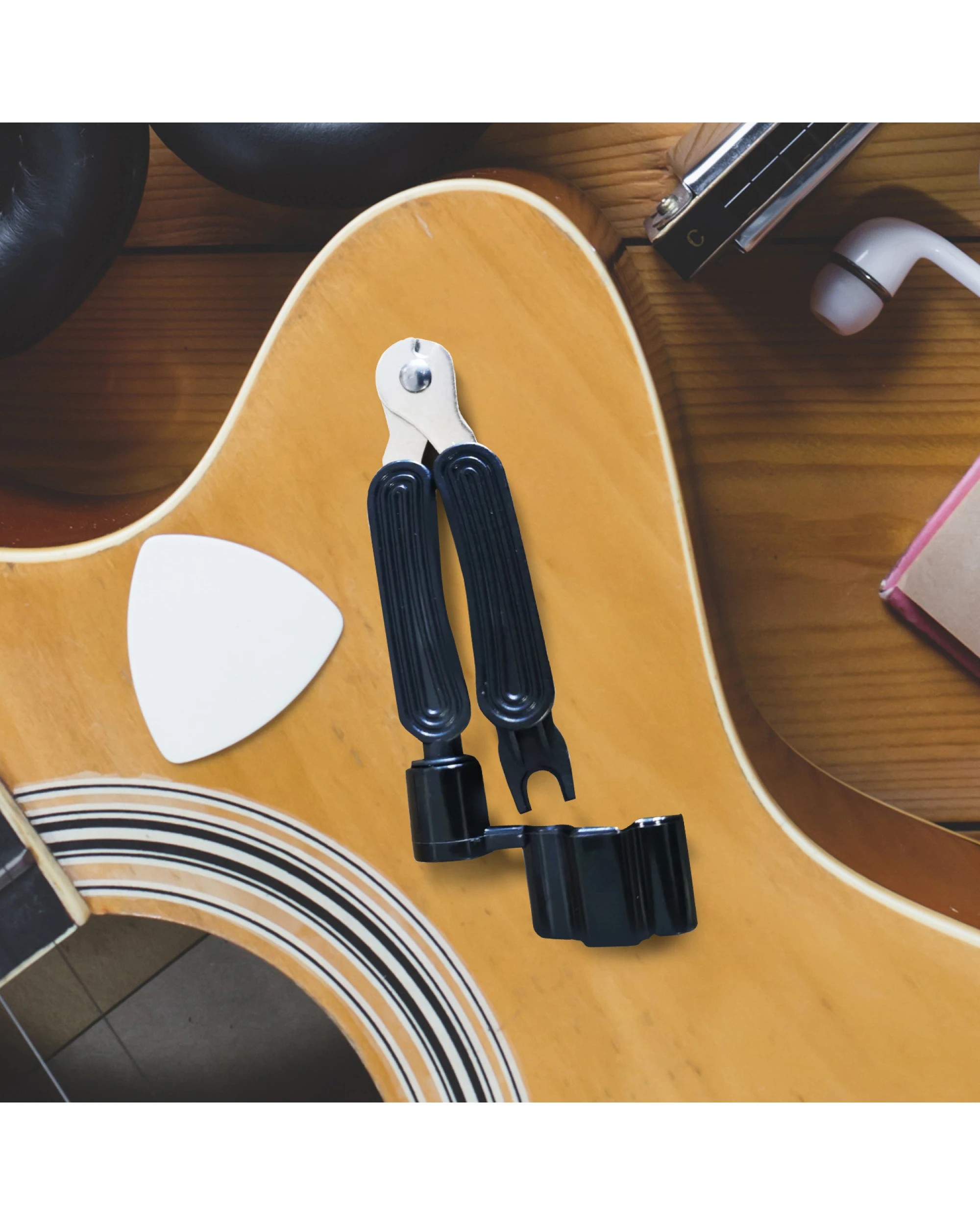 4 Karrera 3-In-1 Guitar String Winder, 4 of 4