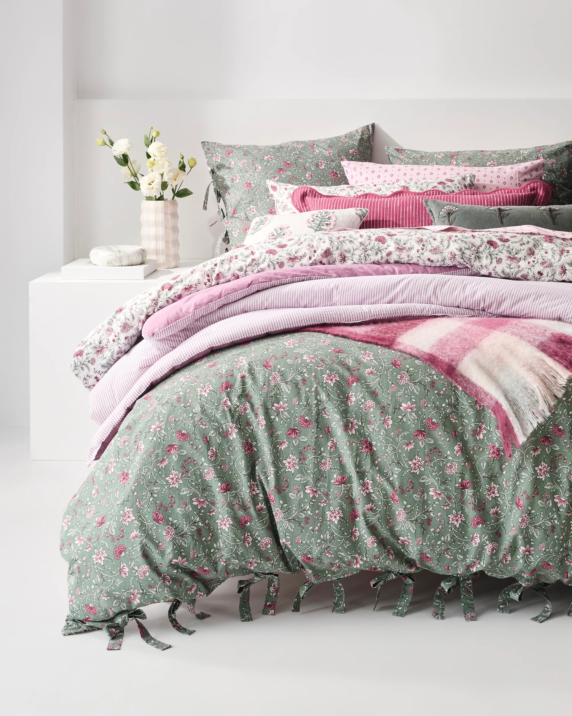 1 Target Adley Floral Australian Cotton Quilt Cover Set - Double Bed - White, 1 of 4