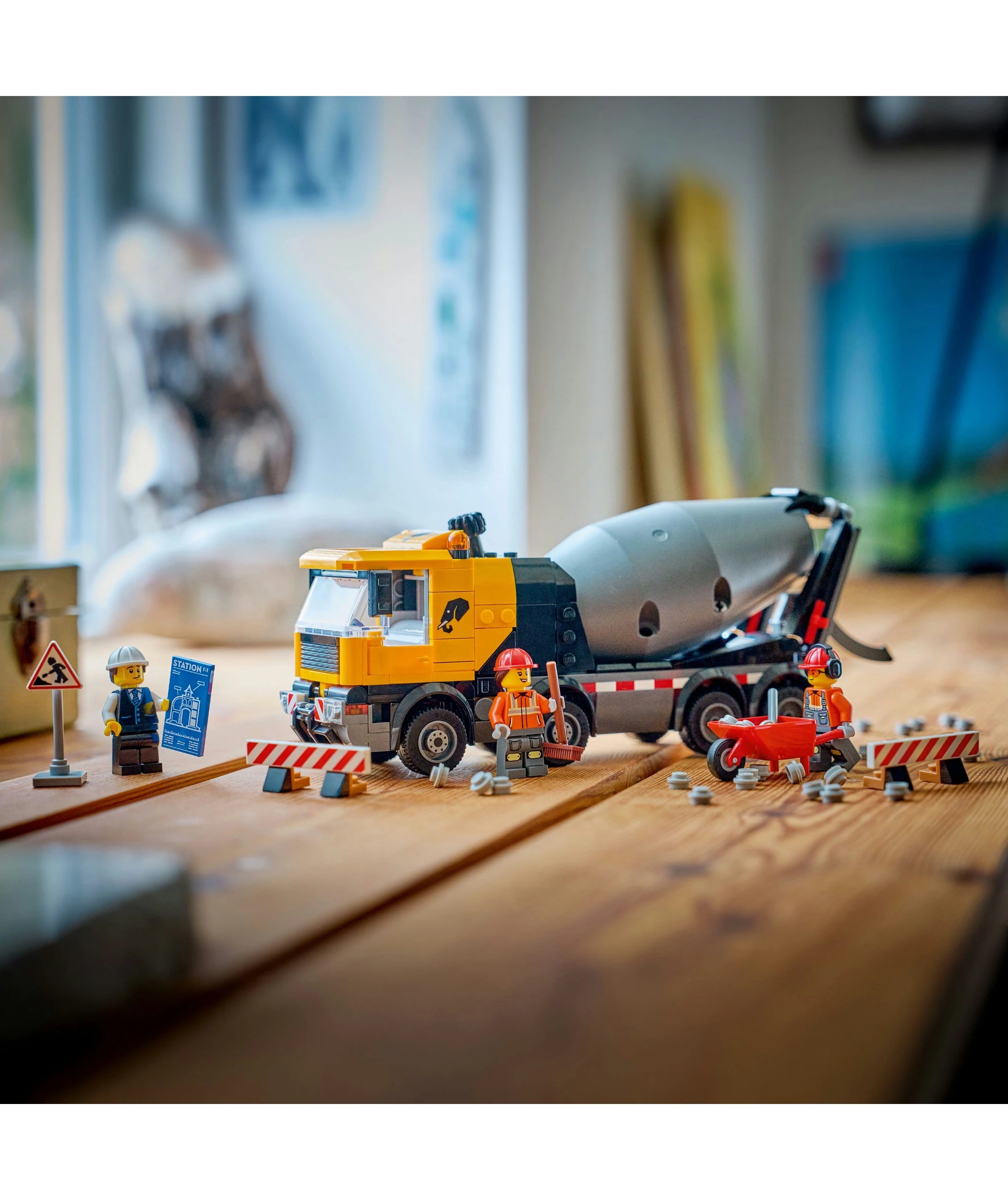 9 LEGO City Cement Mixer 60478, 9 of 10