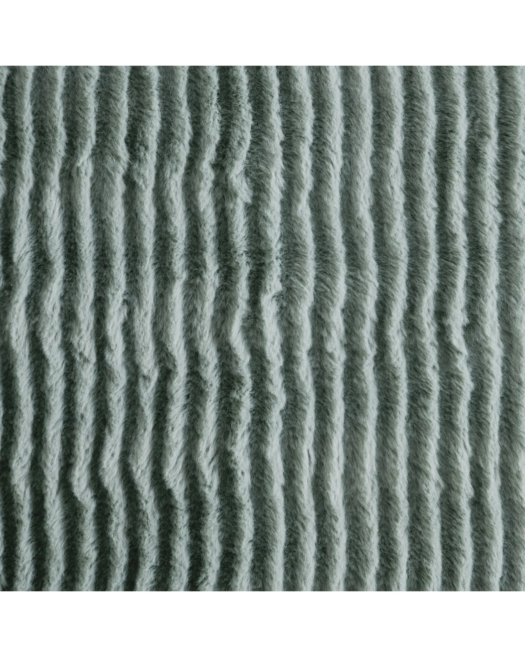 4 Dreamaker Millie Eyelash Fleece Reversible Heated Throw Faded 180x200cm - Green and Sage, 4 of 8