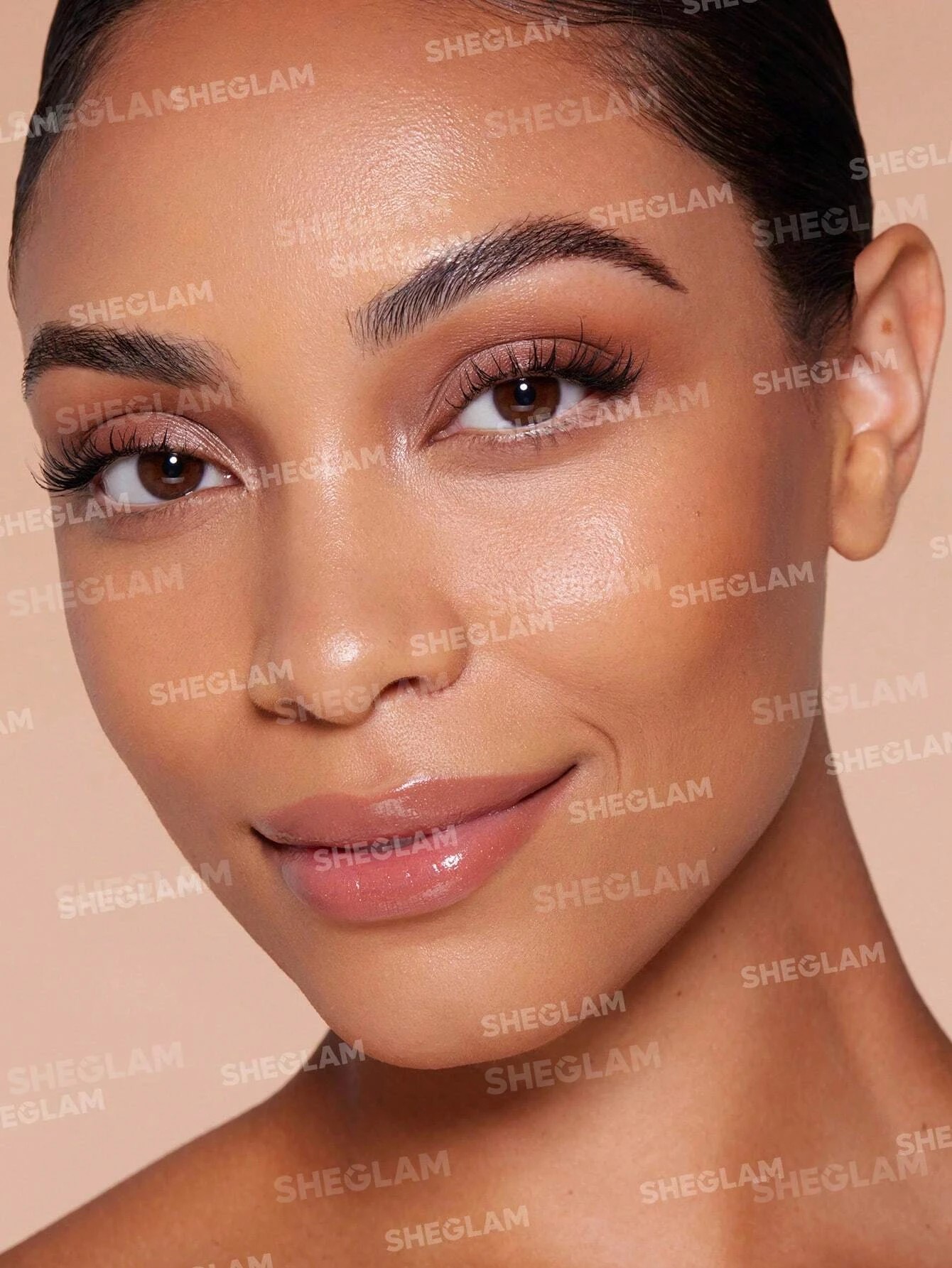 3 SHEGLAM Skinfinite Hydrating Foundation - Golden, 3 of 7