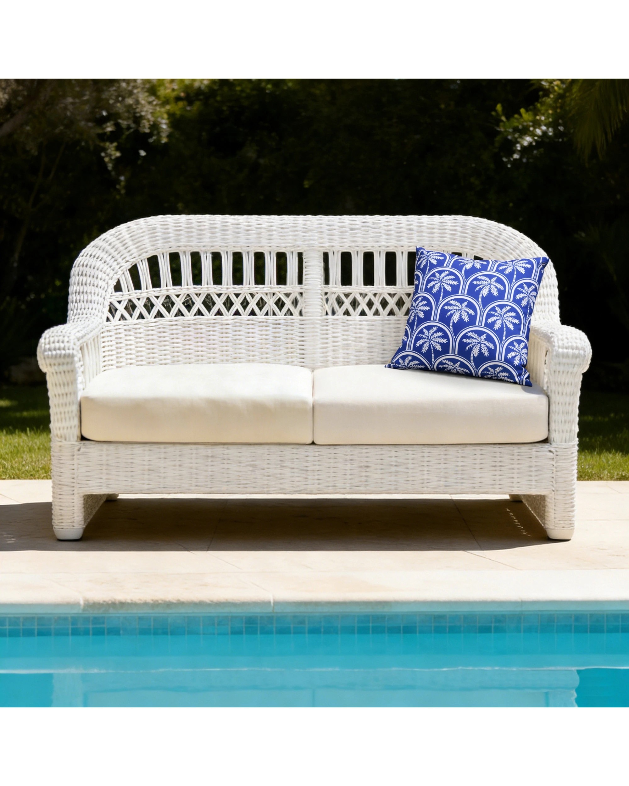 7 Vibes Isola Palms Printed Outdoor Cushion 50x50cm - Blue Palms, 7 of 8