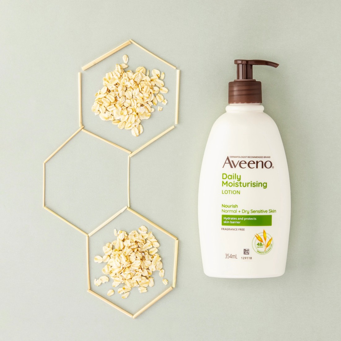 4 Aveeno Active Naturals Daily Moisturising Body Lotion 354ml - Natural Colloidal Oatmeal, 4 of 4