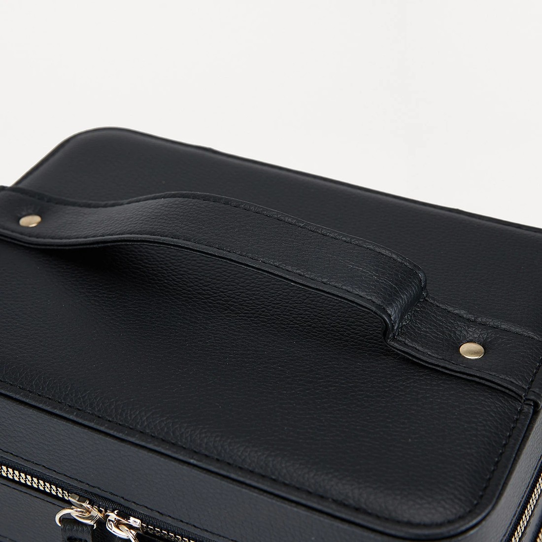 9 Double Tier Beauty Case - Black, 9 of 10