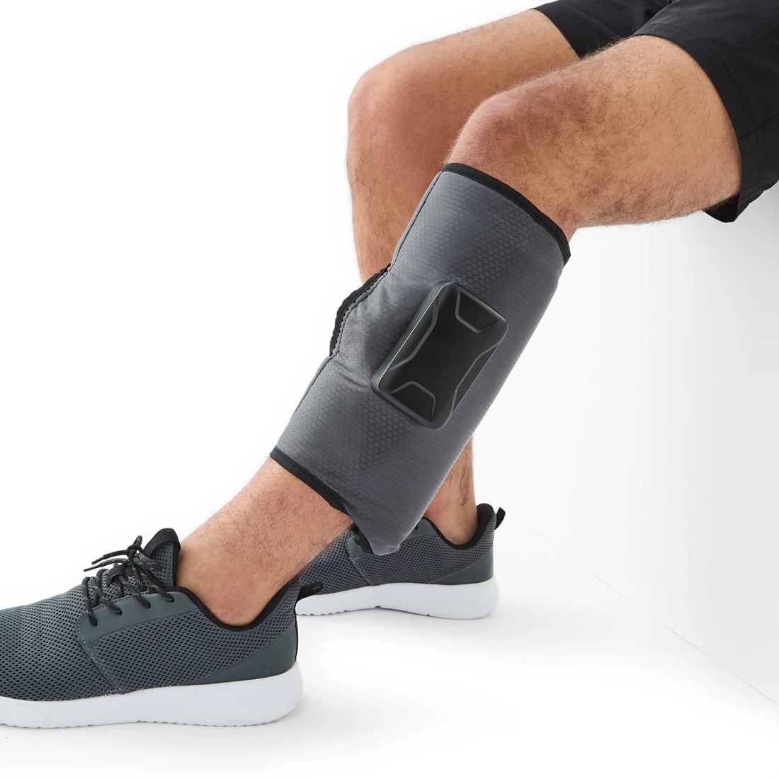 2 Calf Compression - Black, 2 of 10