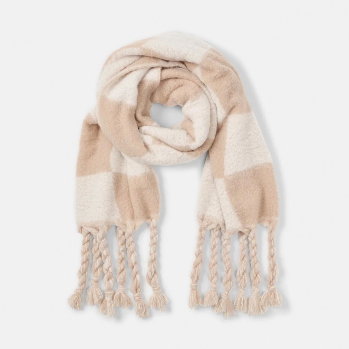 1 Checkerboard Scarf Bg Wvy Chk, 1 of 3
