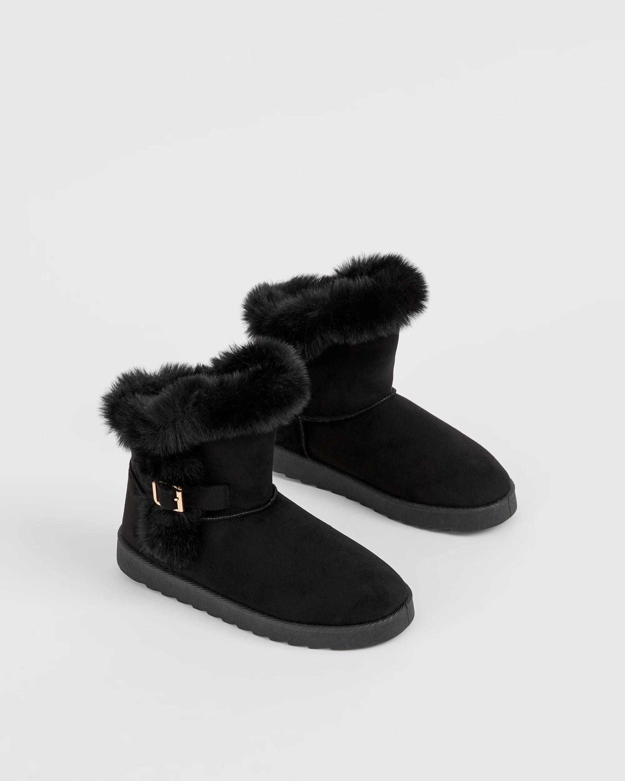 2 Target Woman Low Cut Slanted Top Slipper Boot BLACK, 2 of 3