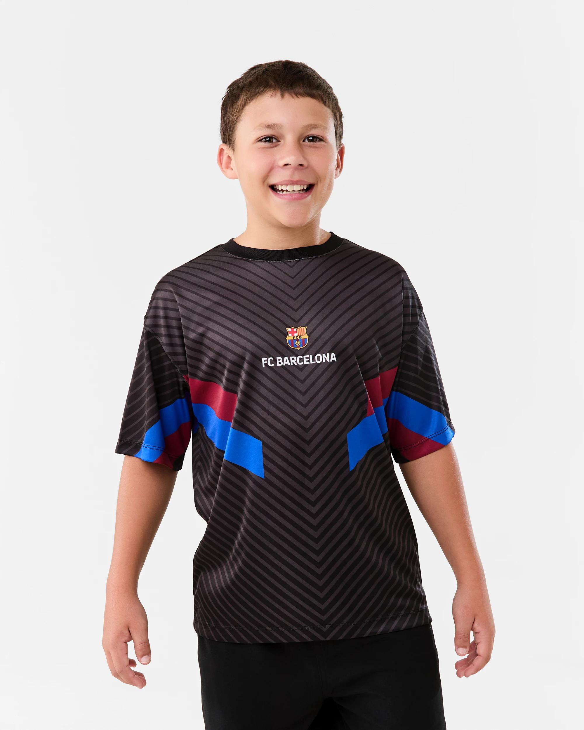 1 Official Youth Barcelona T-shirt Barcelona, 1 of 8