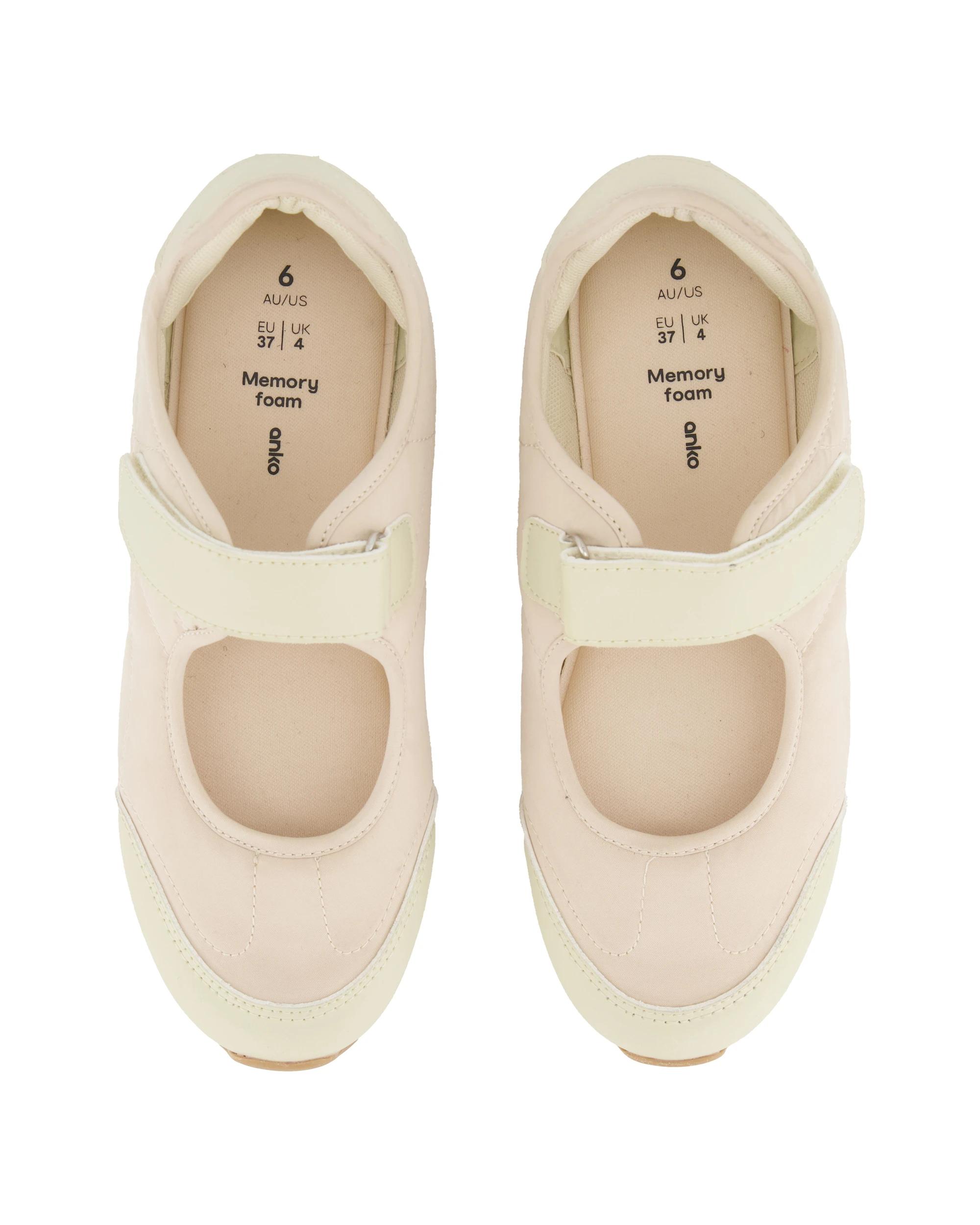 3 Comfort Elastic Mesh Sneakers Sandshell, 3 of 5