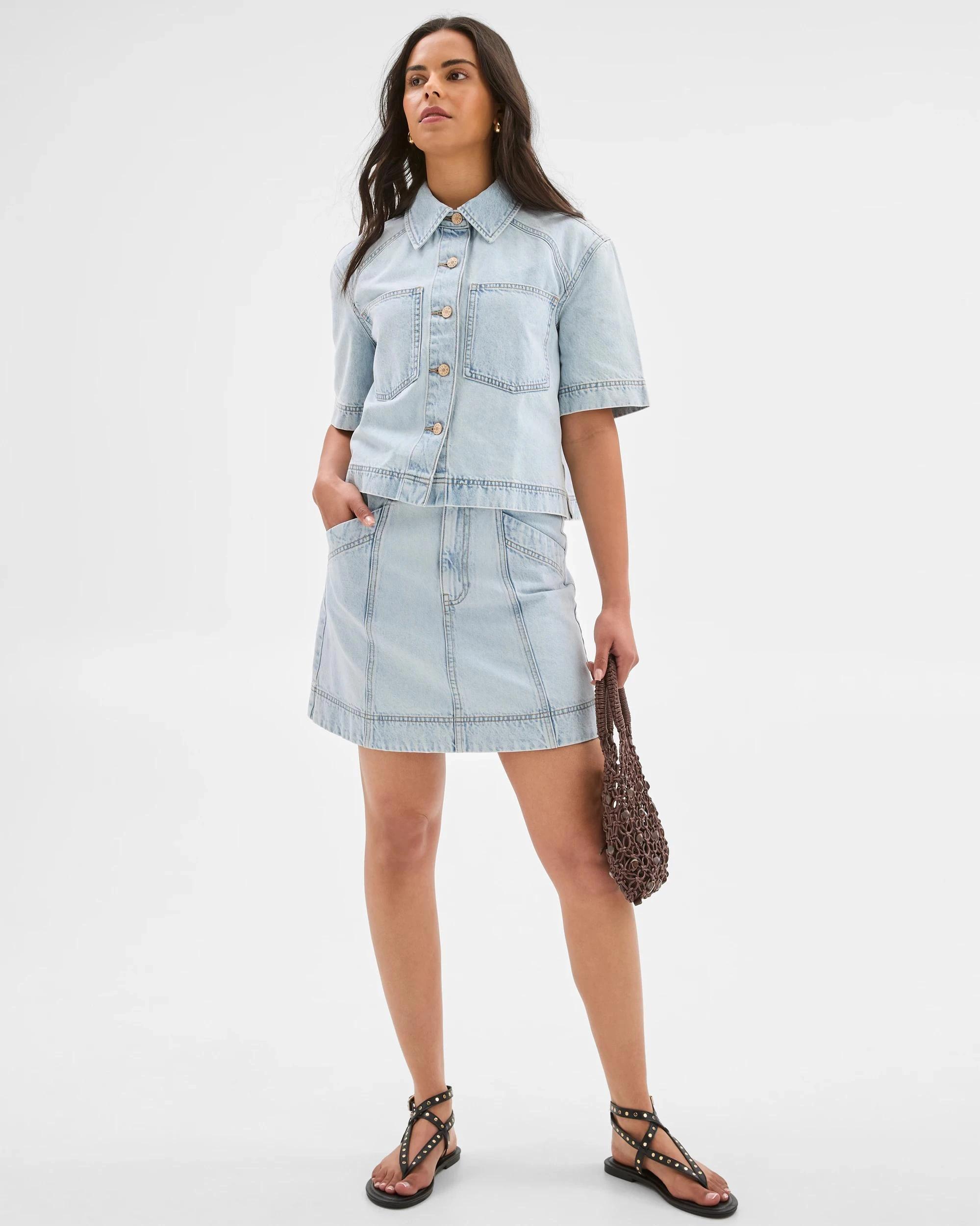 2 Target Raglan Denim Shacket SUNBLEACHED BLUE, 2 of 5