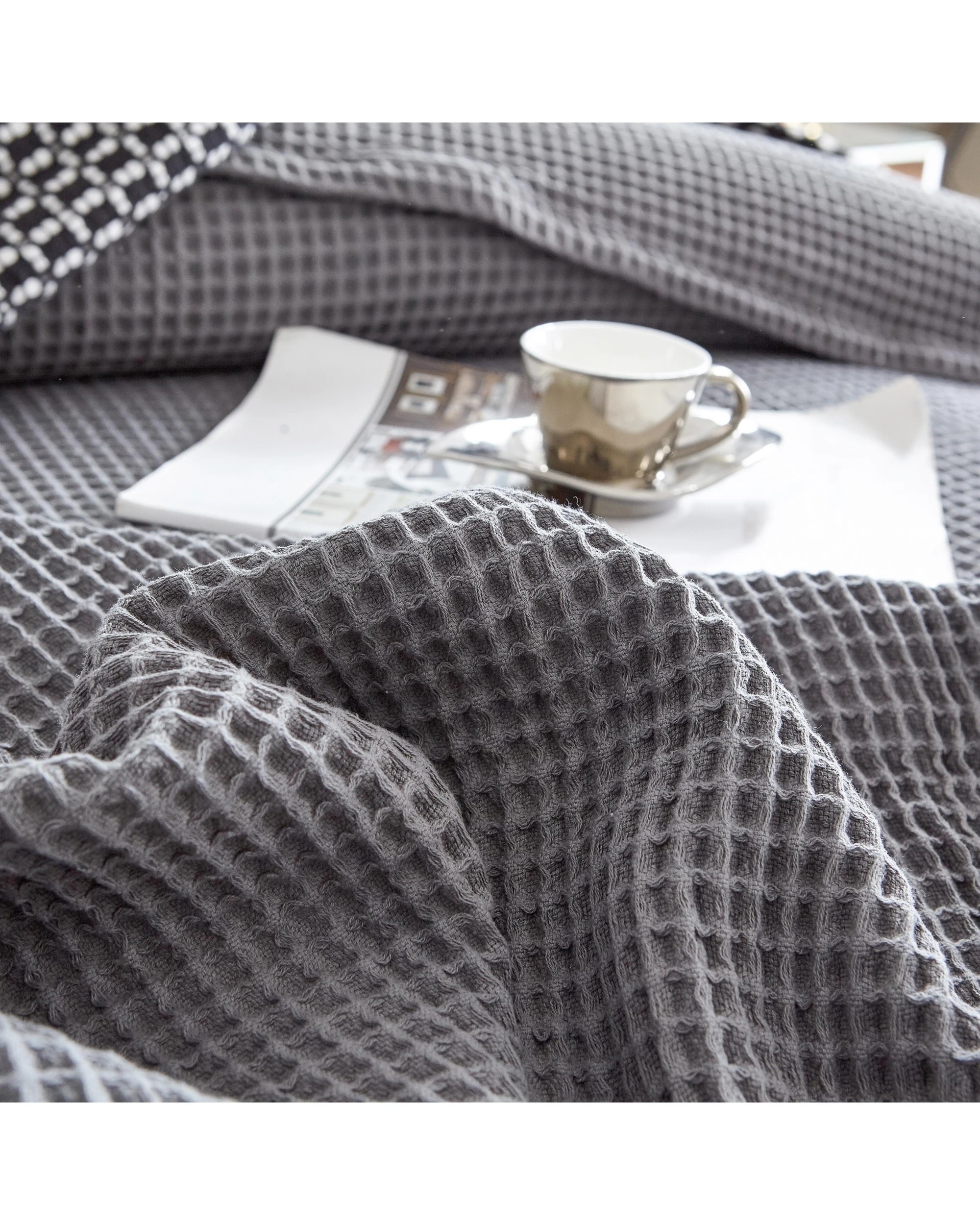 3 Cotton More 100% Cotton Large Chunky Waffle Blanket 350gsm King Dark - Grey, 3 of 5
