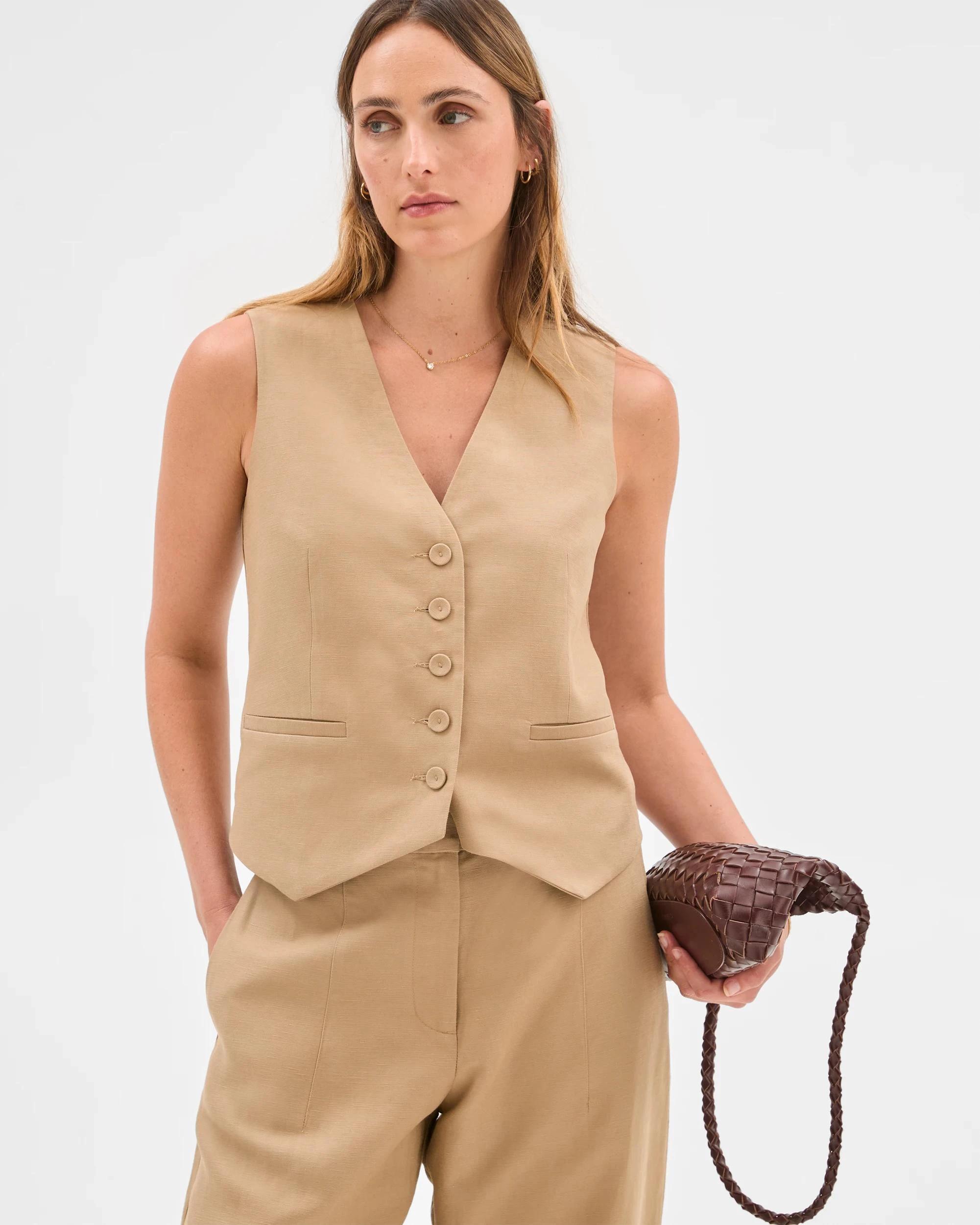 2 Preview Linen Blend Short Vest FAWN, 2 of 6