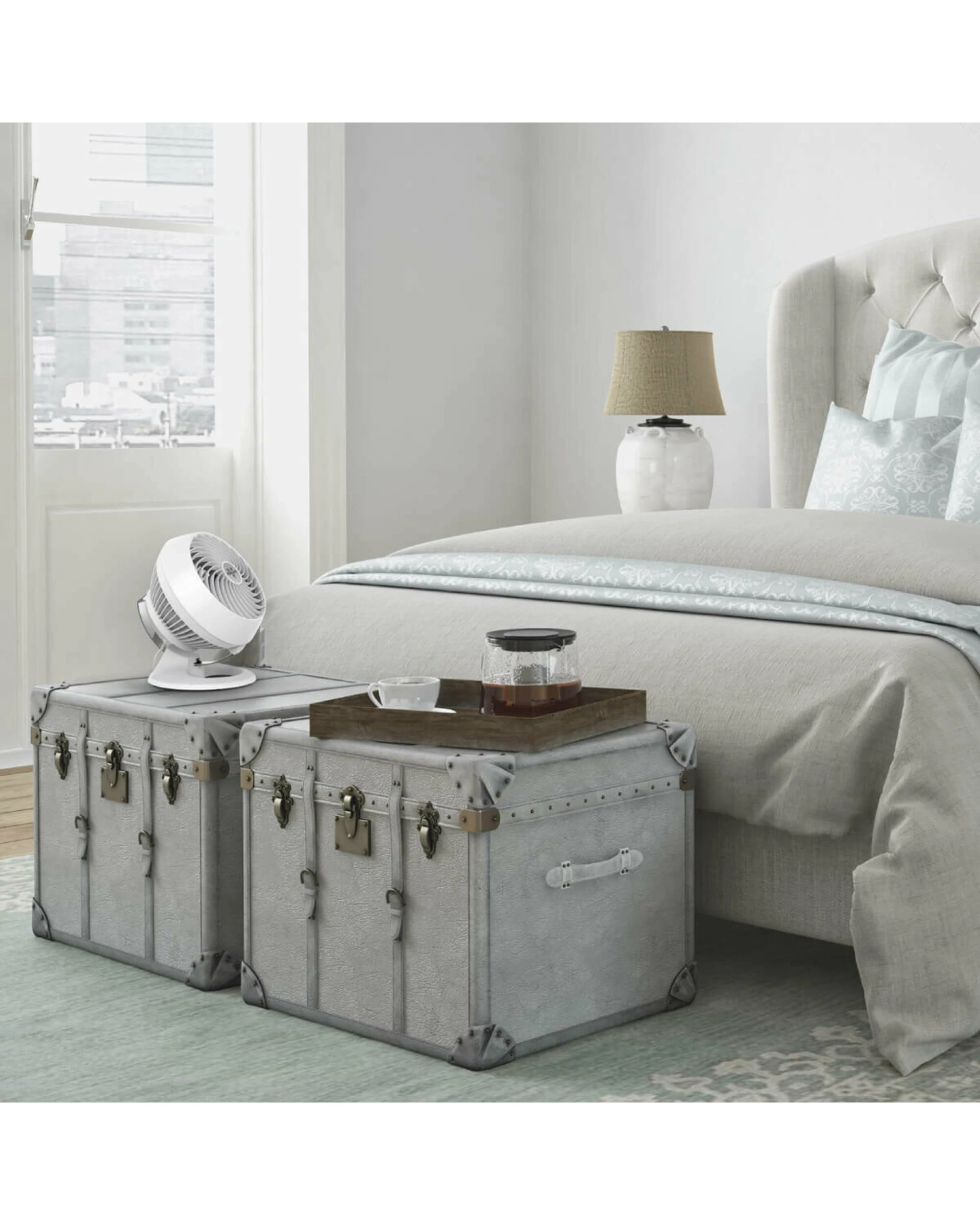 5 Vornado 460 Small Air Circulator Fan White, 5 of 5