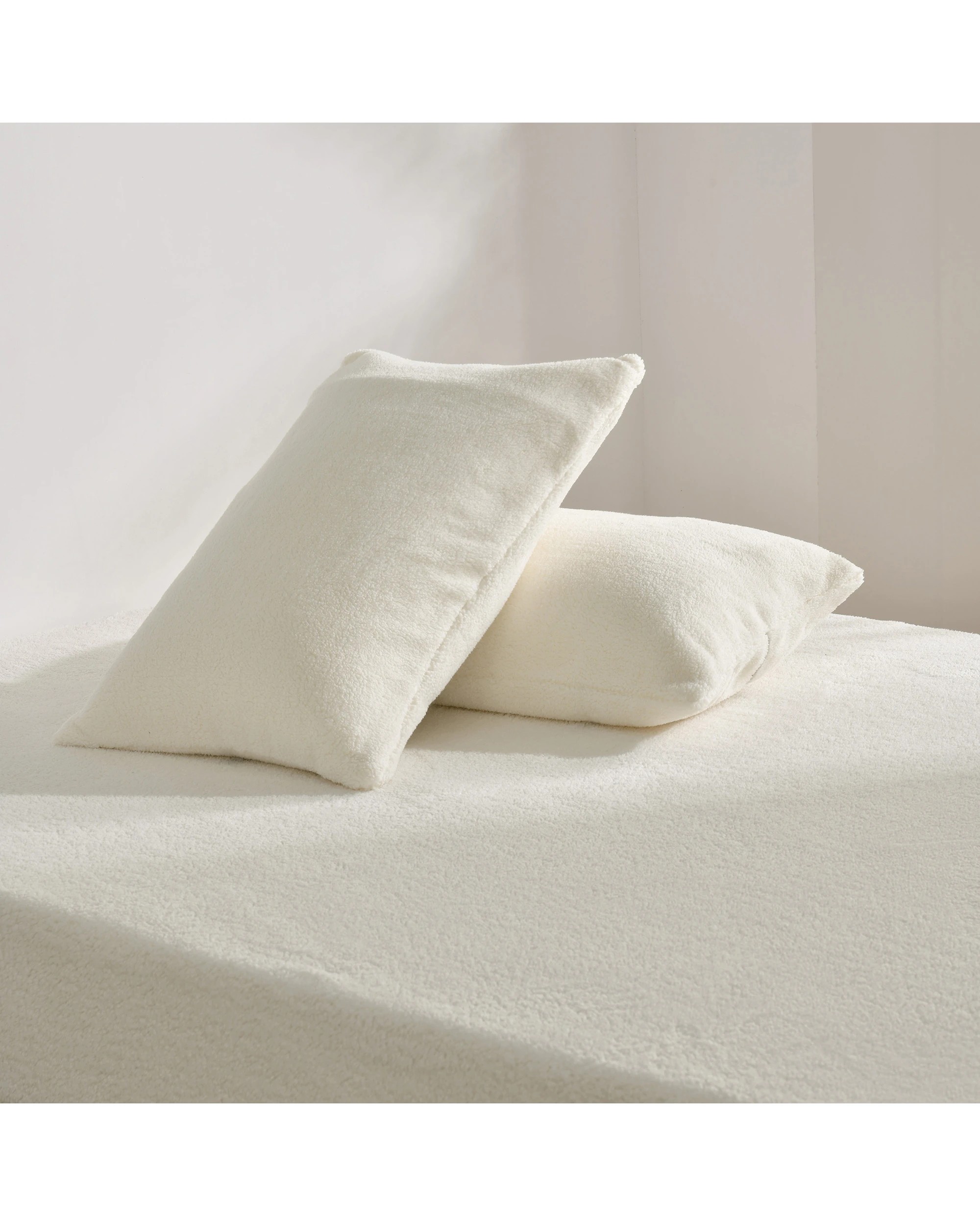 3 Dreamaker Jasper Teddy Fleece Combo Fitted Sheet Set - Double Bed - Snow, 3 of 7