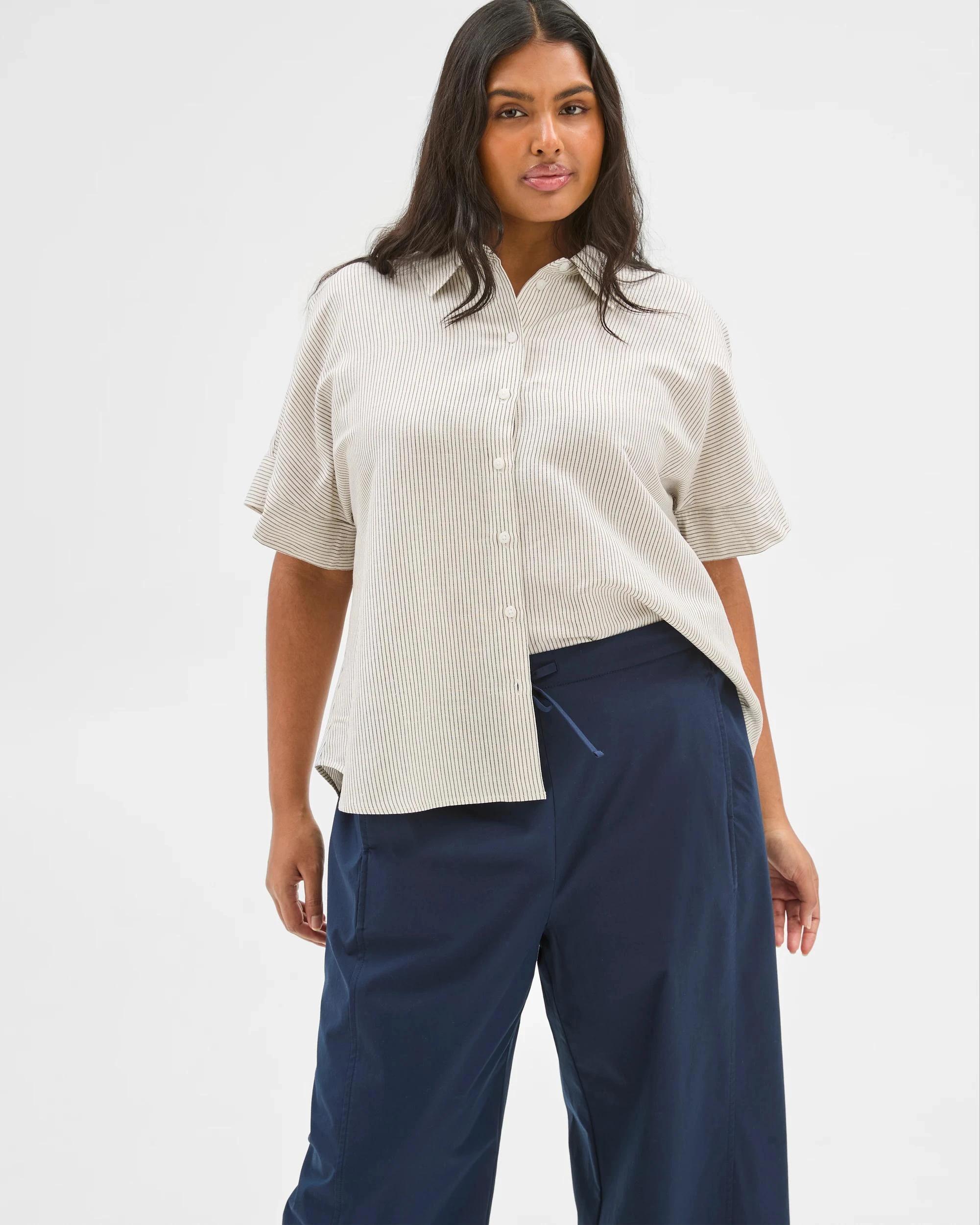 4 Target Plus Size Barrel Leg Jogger Pants NAVY BLAZER, 4 of 7