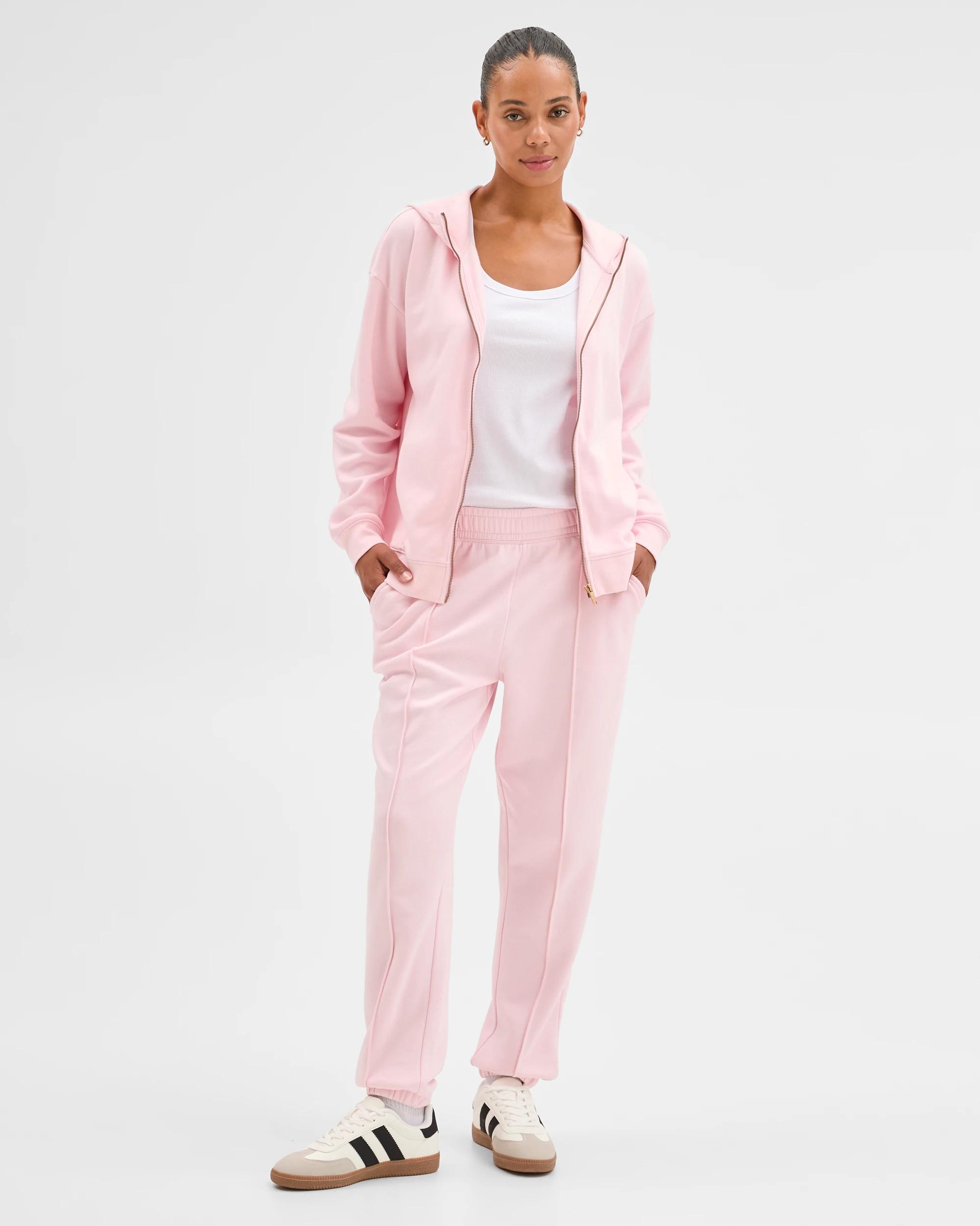 2 Target Woman Australian Cotton Blend Fleece Trackpants BARLEY PINK/PINTUCK, 2 of 6