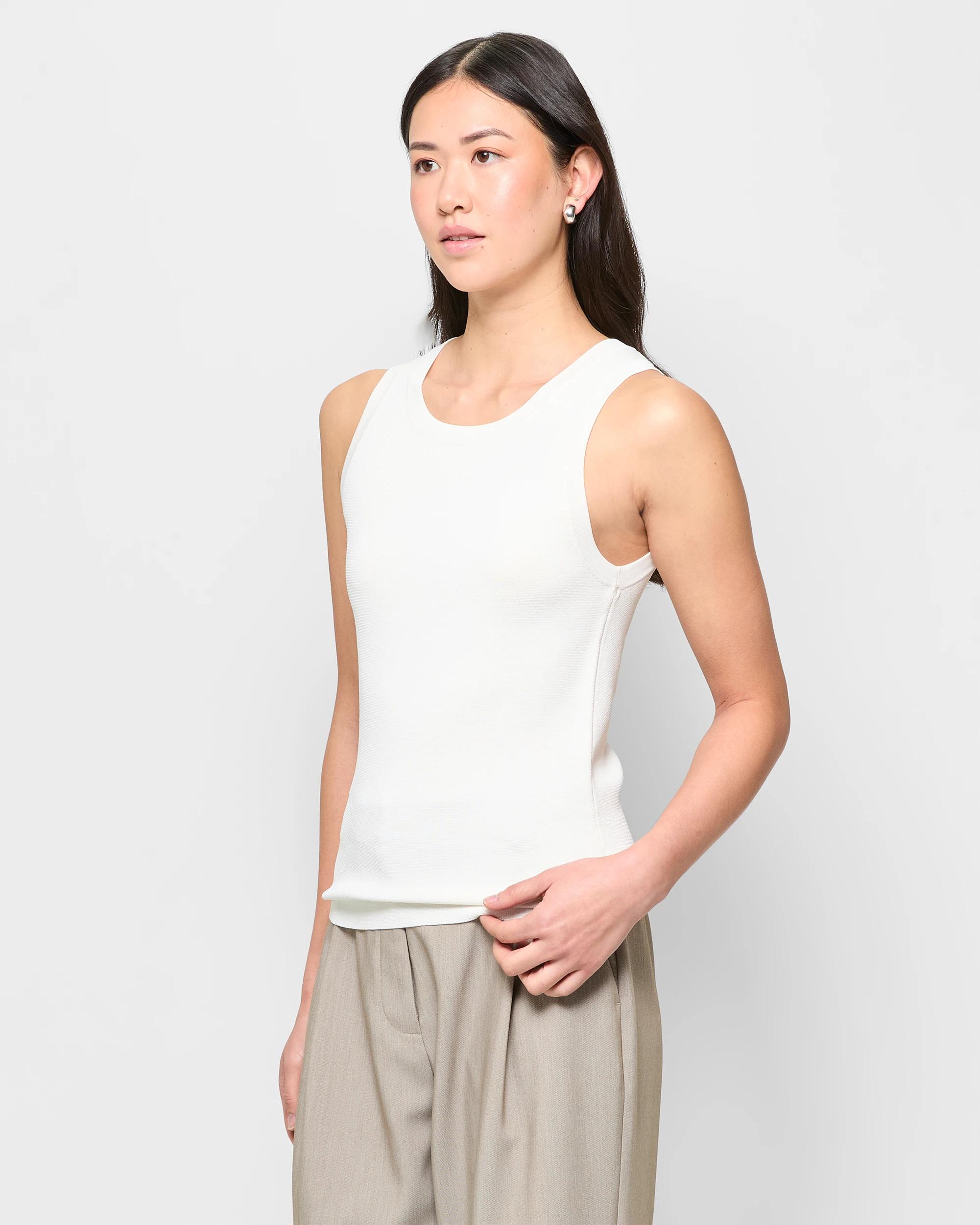 3 Ultimate Milano Sleeveless Tank Top - Preview CLOUD DANCER, 3 of 5