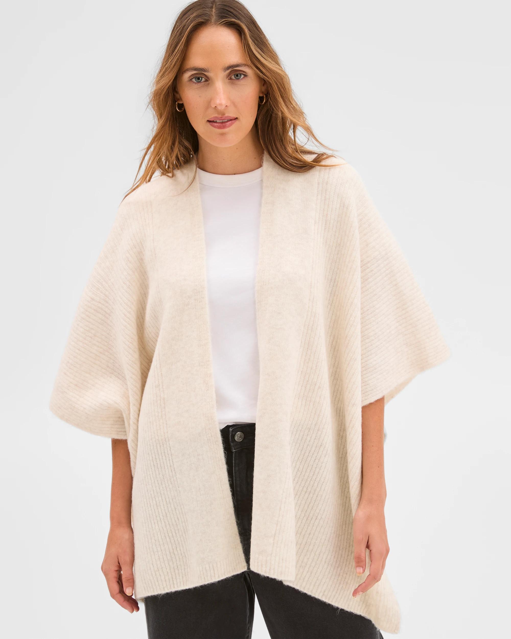 2 Target Woman Knitted Poncho CREAM MARLE, 2 of 6