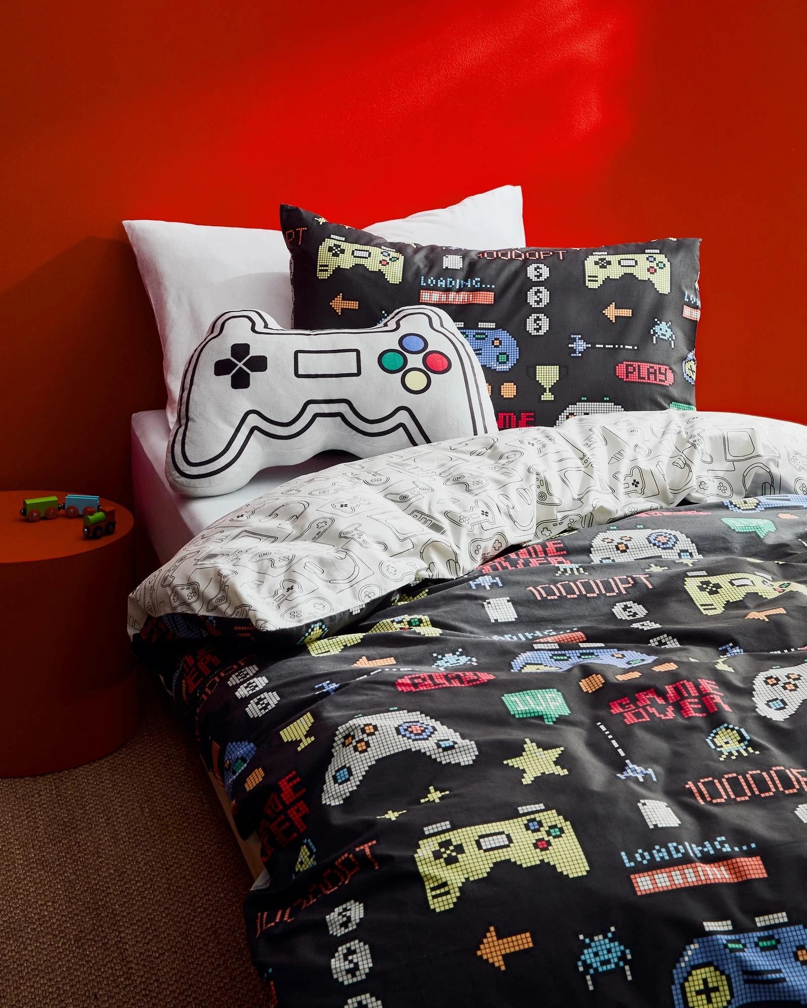 3 Target Felix Gaming Controller Cushion - Queen Bed - Grey, 3 of 3